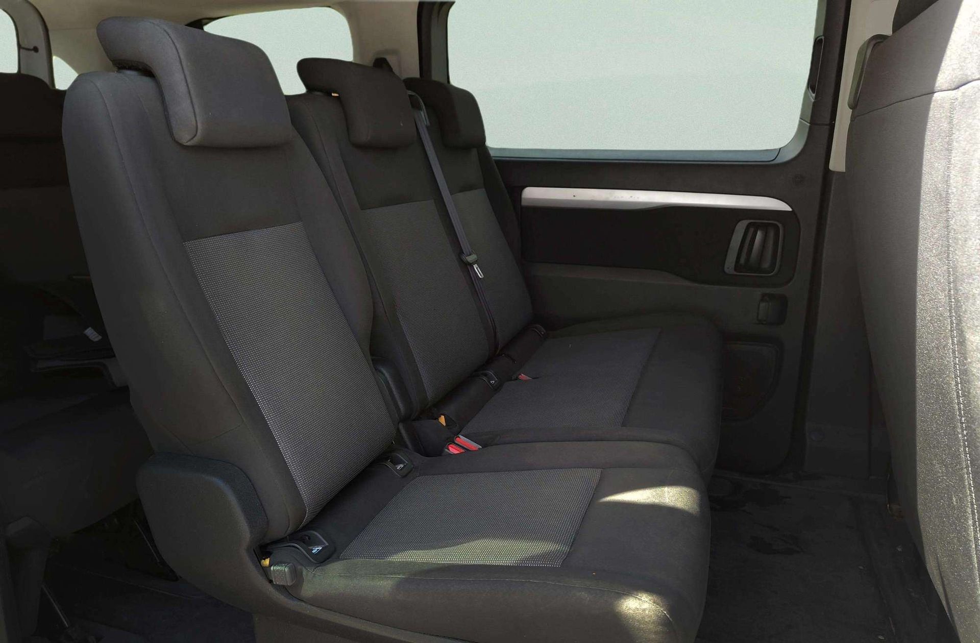 Toyota Proace Verso 2.0D VX Shuttle - foto 18
