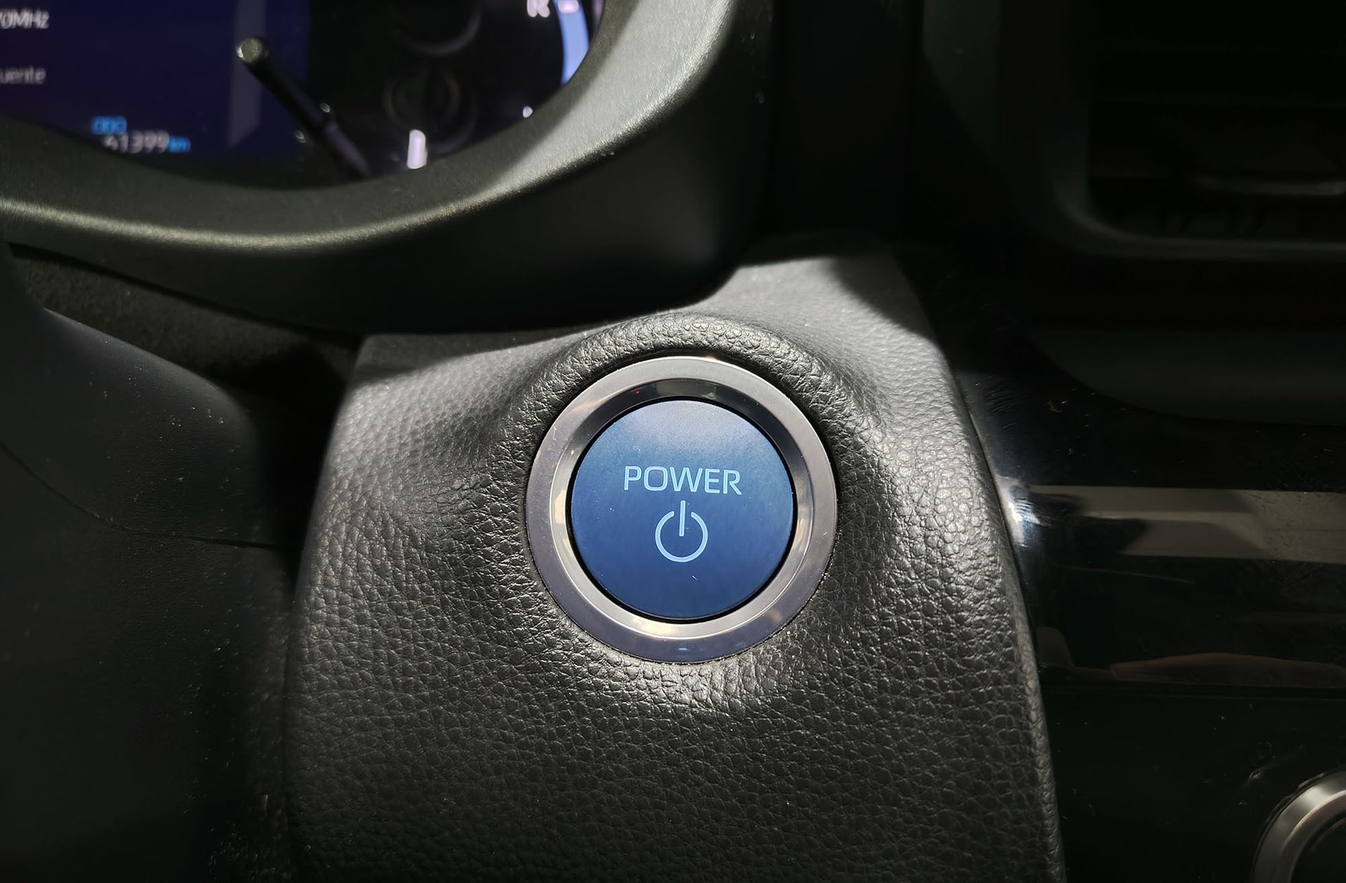 Toyota Yaris Cross 120H Active Tech - foto 30