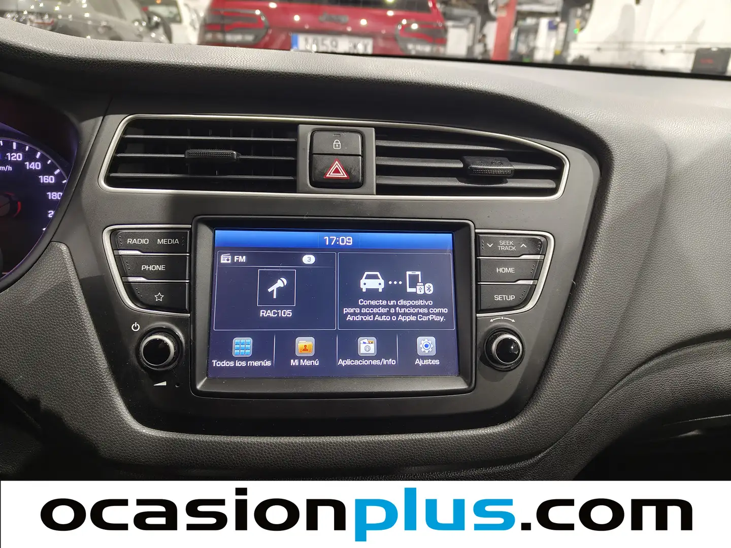 Foto Hyundai i20 Hyundai i20 1.2 MPI Essence LE (75 CV)