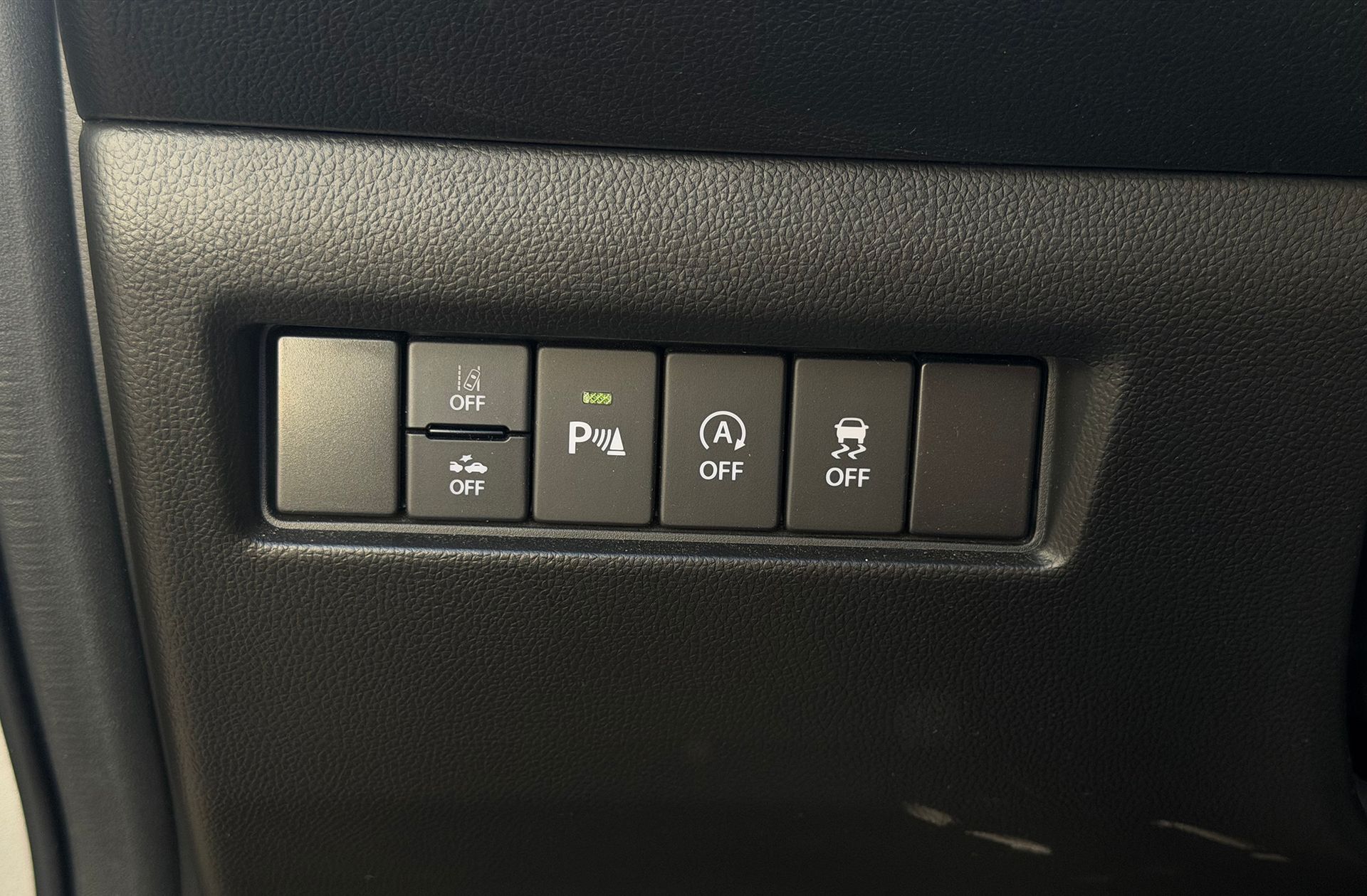Suzuki Swift 1.2 GLE Mild Hybrid - foto 26