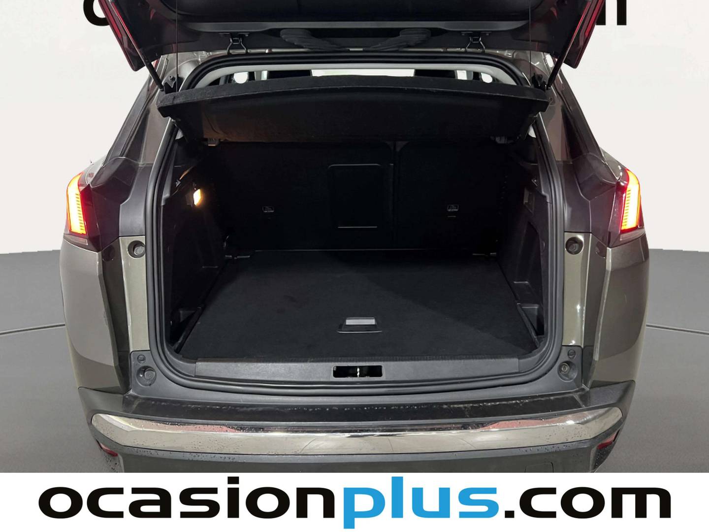 Foto Peugeot 3008 Peugeot 3008 PureTech 130 Allure (130 CV)