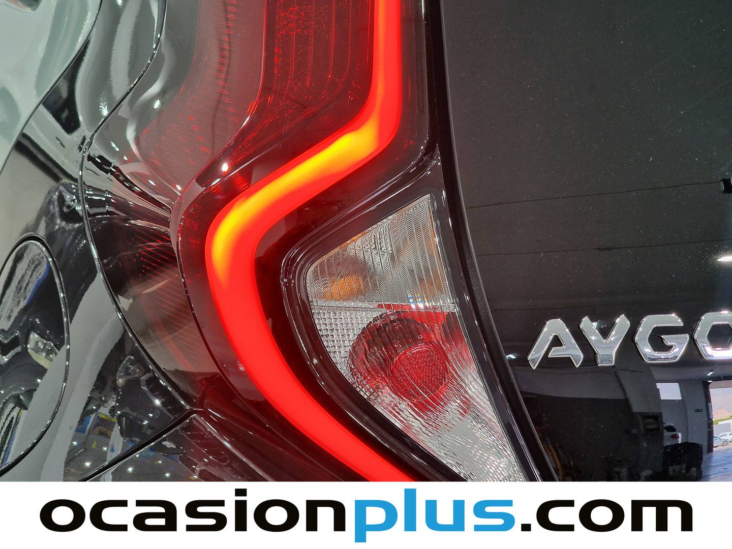 Acabados Toyota Aygo X Cross Toyota Aygo X Cross 1.0 VVT-I Like (72 CV)
