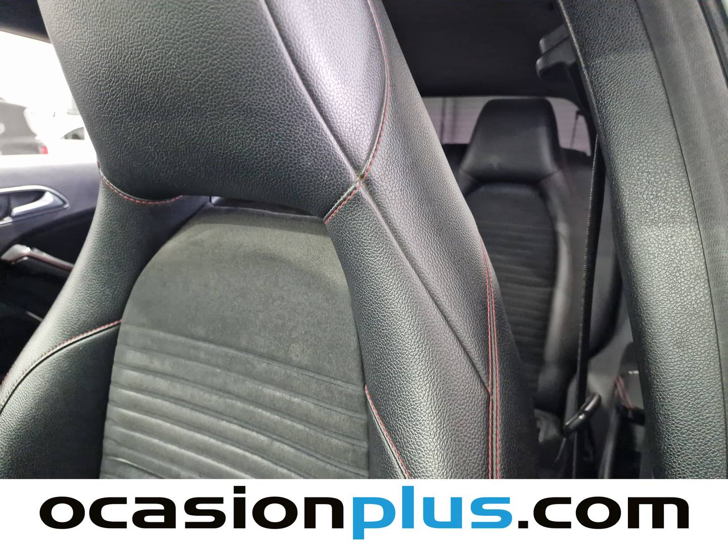 Extras y acabados del Mercedes Clase A Mercedes-Benz Clase A 180 CDI AMG Line (109 CV)