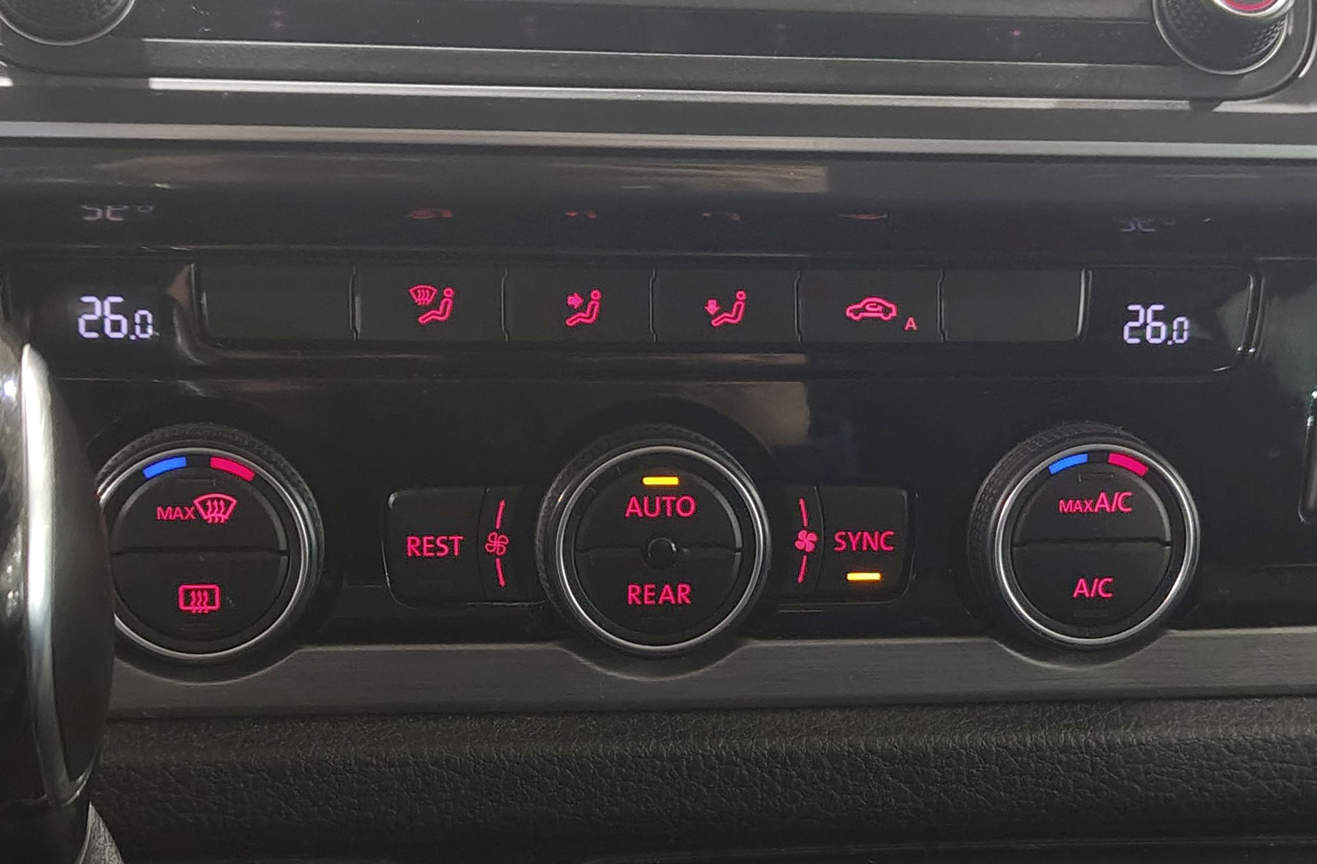 Volkswagen Multivan Outdoor Corto 2.0 TDI BMT DSG 7 plazas - foto 31