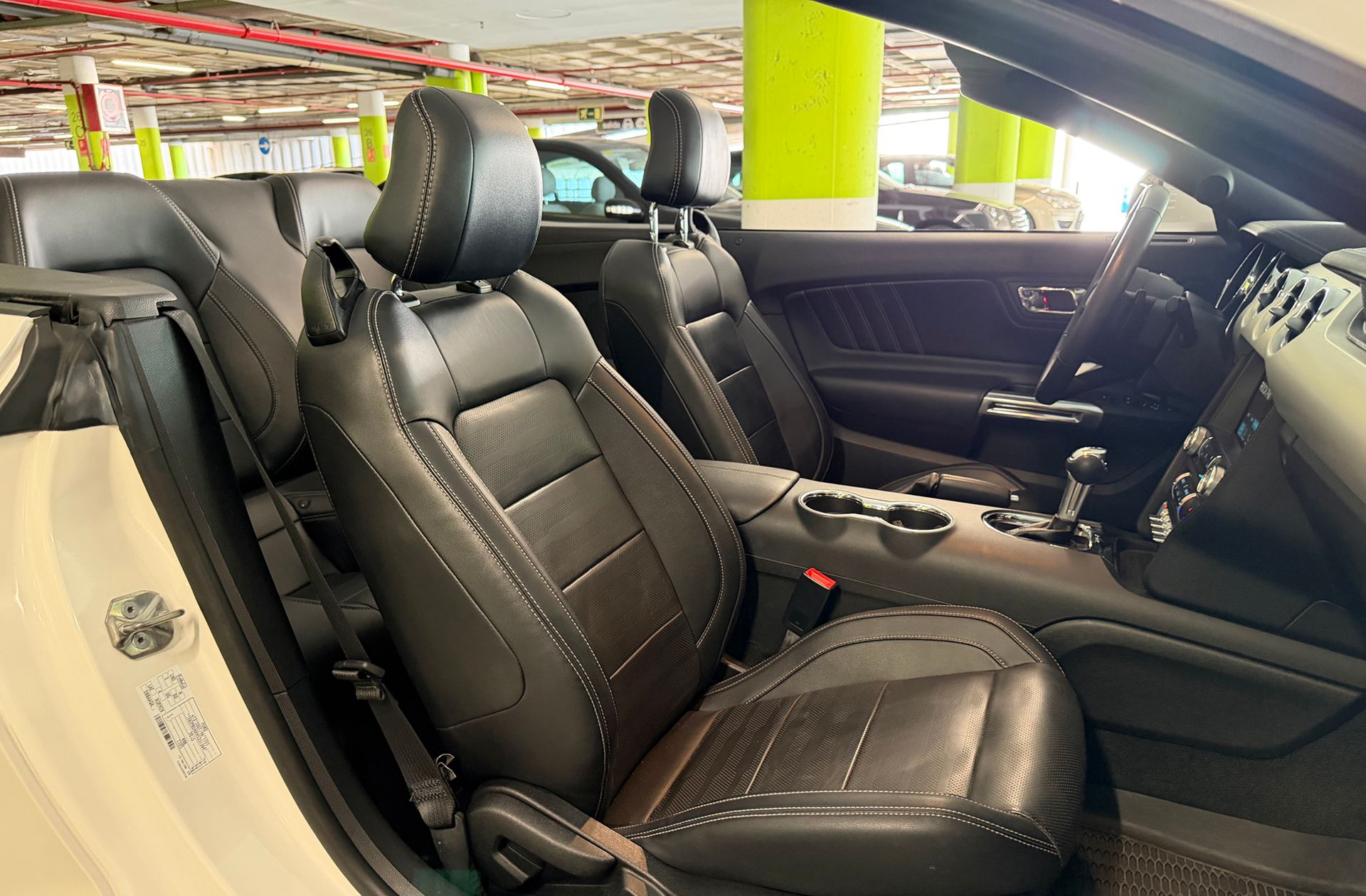 Ford Mustang 2.3 EcoBoost Convertible Mustang - foto 27