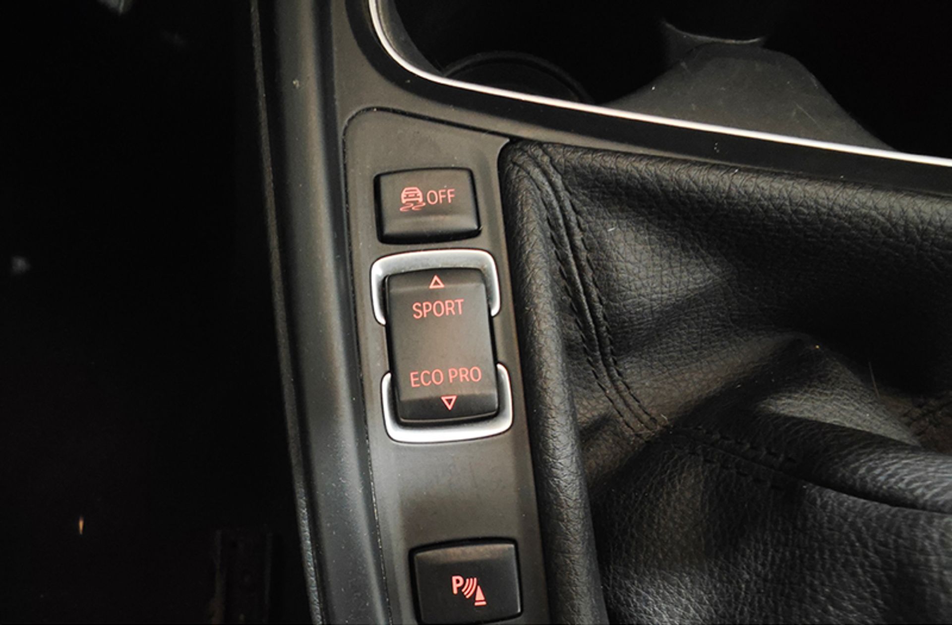 BMW Serie 3 318d - foto 30