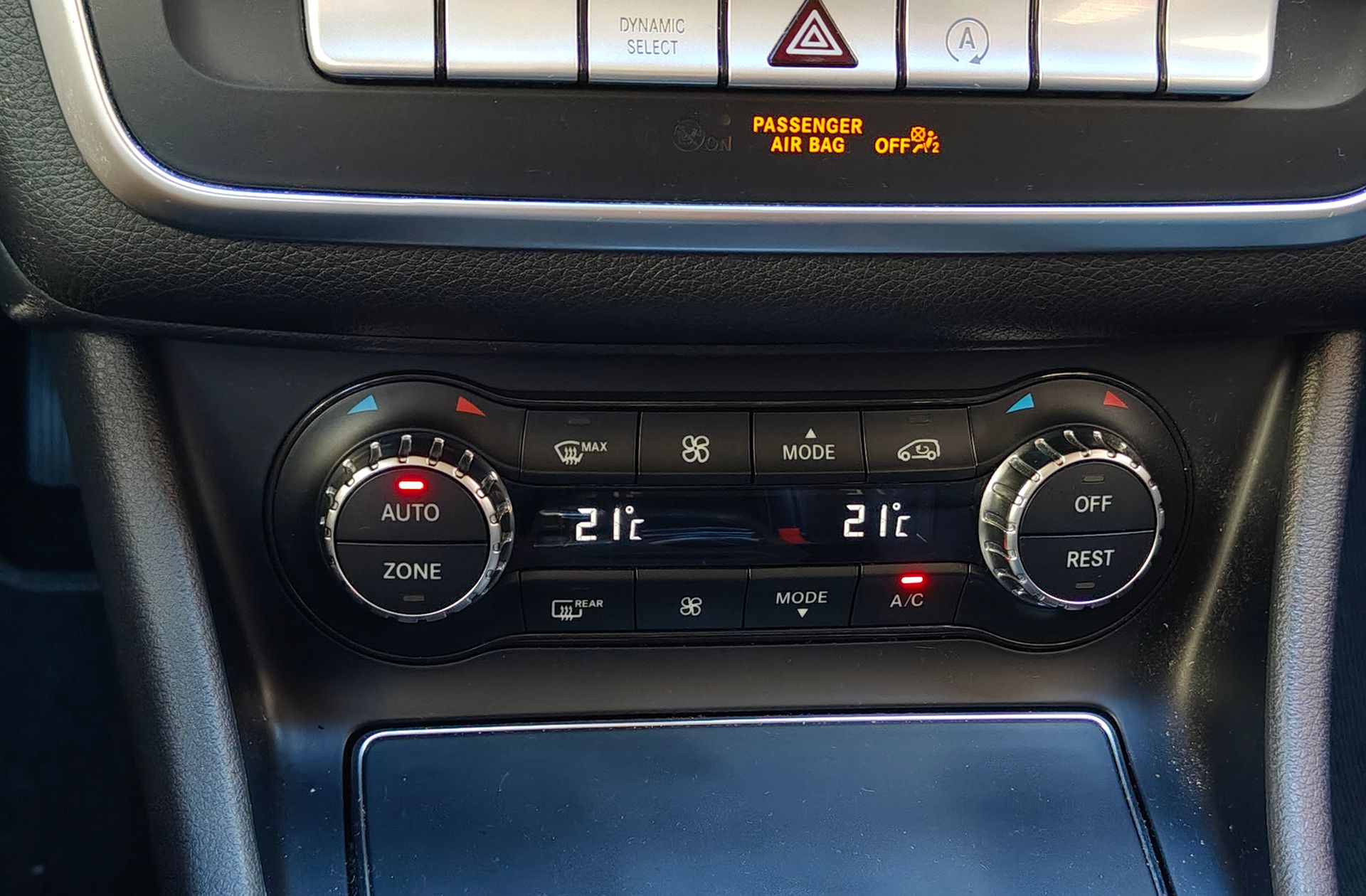 Mercedes-Benz GLA 200 - foto 30