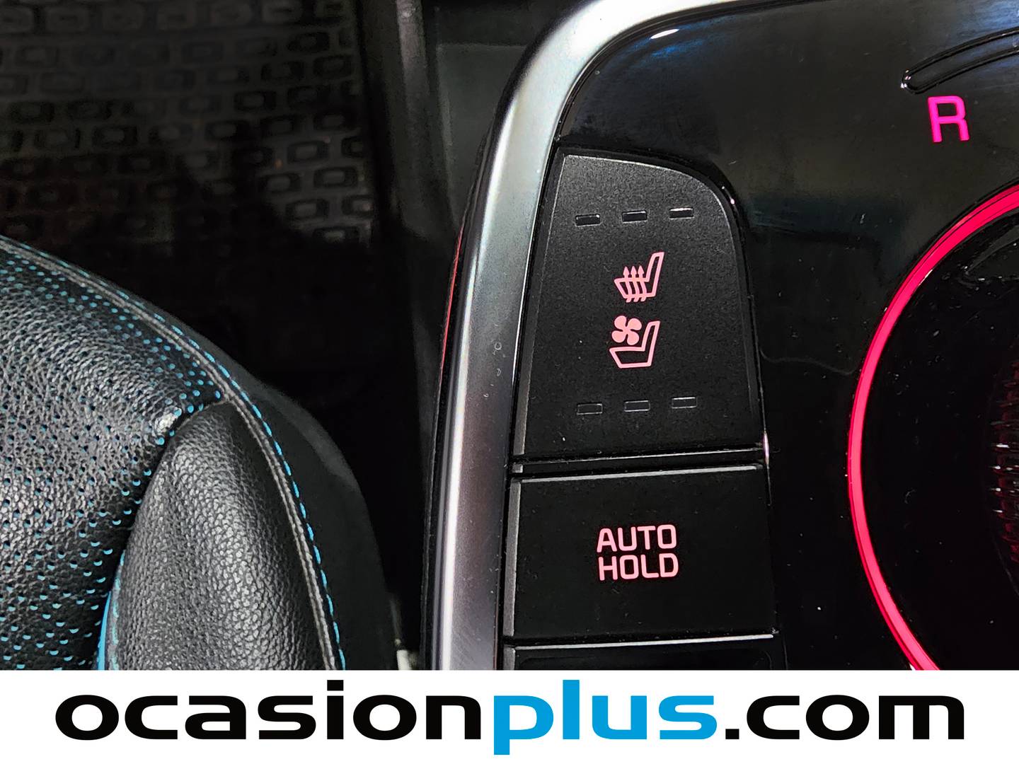 Equipamiento del KIA e-Niro KIA e-Niro Emotion (Long Range) (204 CV)