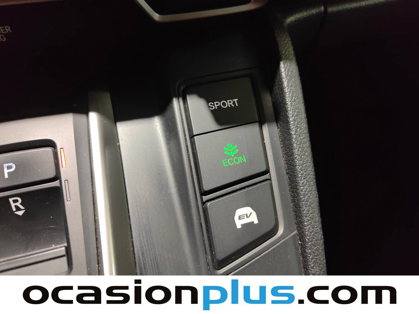 Foto Honda CR-V Honda CR-V 2.0 i-MMD Executive 4x4 (184 CV)