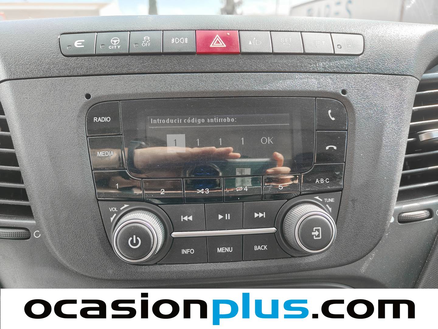 Foto Iveco Daily Iveco Daily Furgon 35S 16 V 3520L/H2 (156 CV)