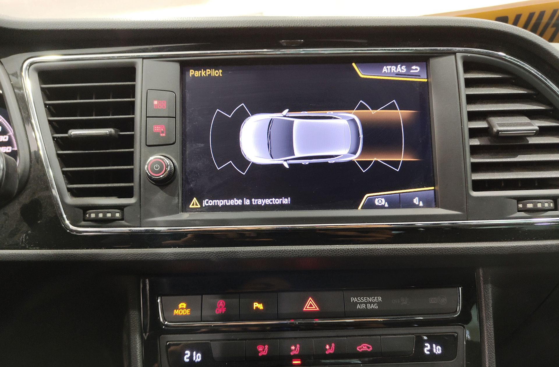 SEAT León 2.0 TDI FR Plus - foto 10