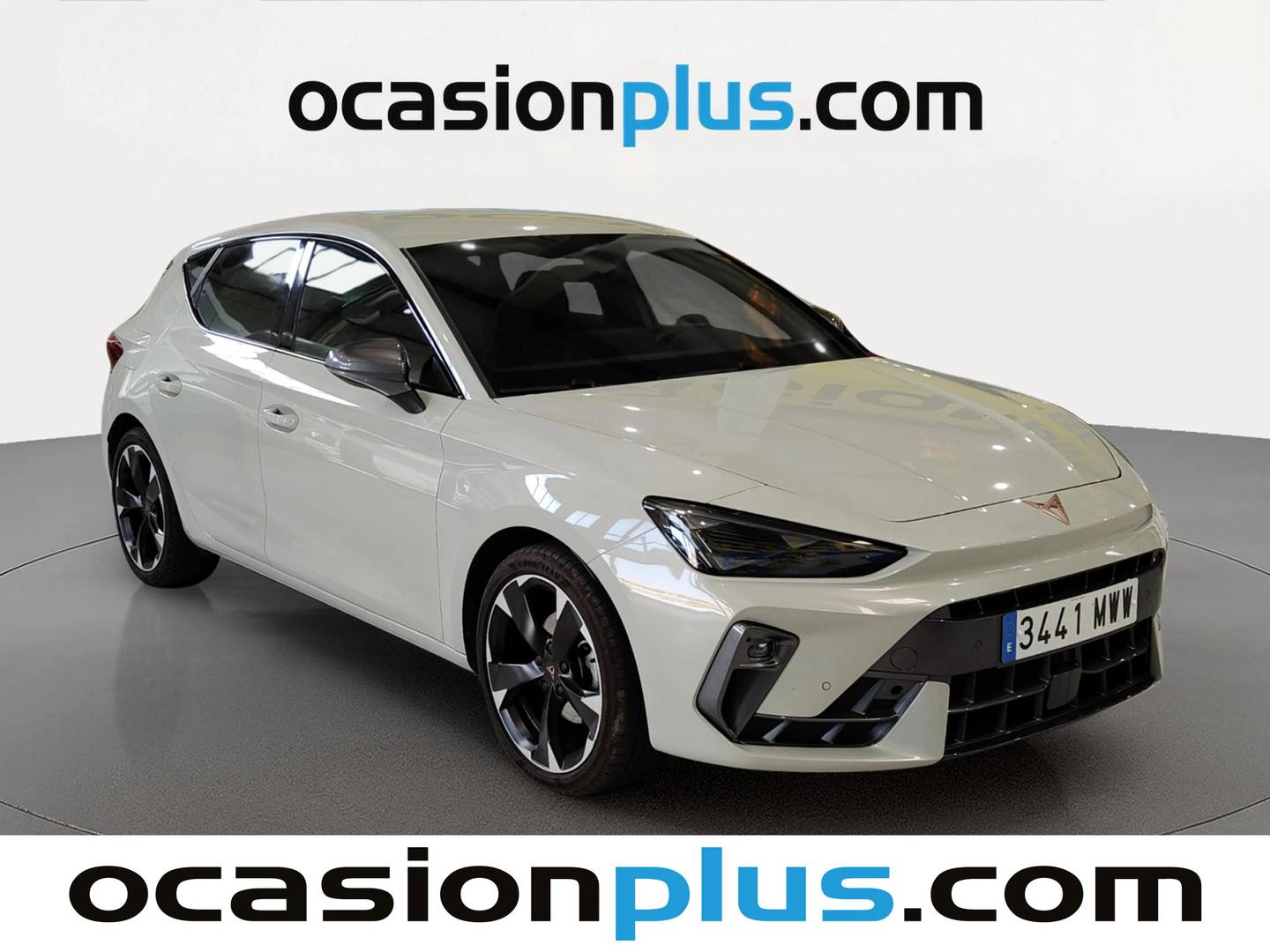 Foto delantera Cupra León Cupra León 1.5 eTSI DSG (150 CV) derecha