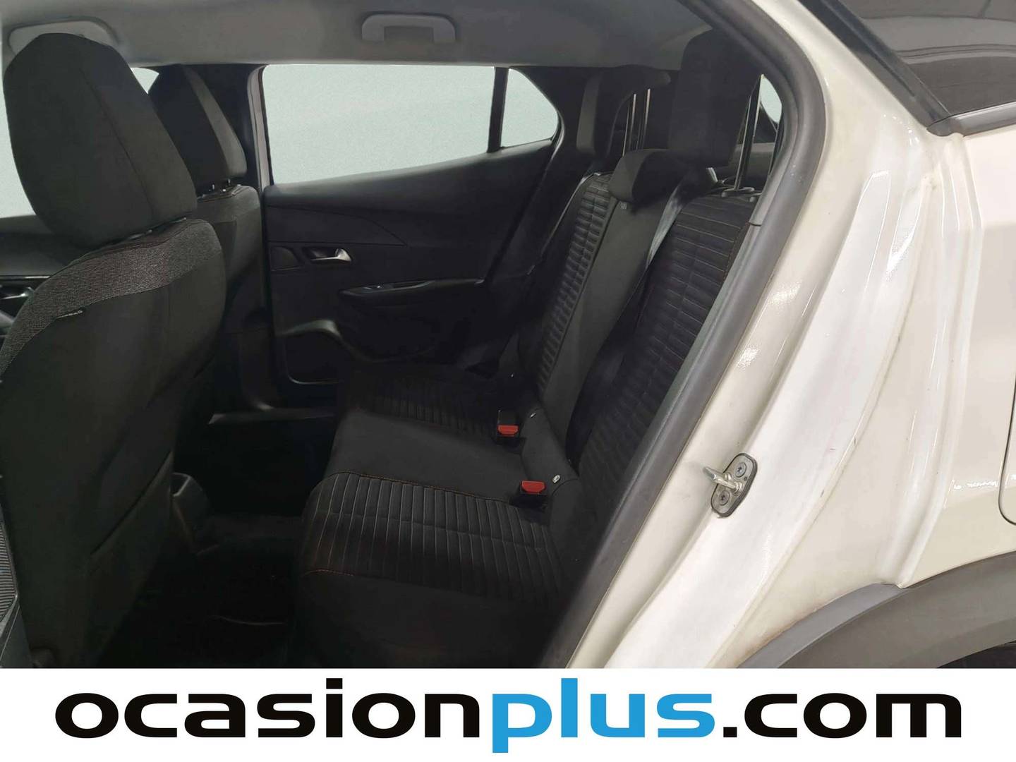 Foto Peugeot 2008 Peugeot 2008 BlueHDi 110 S&S Active Pack (110 CV)