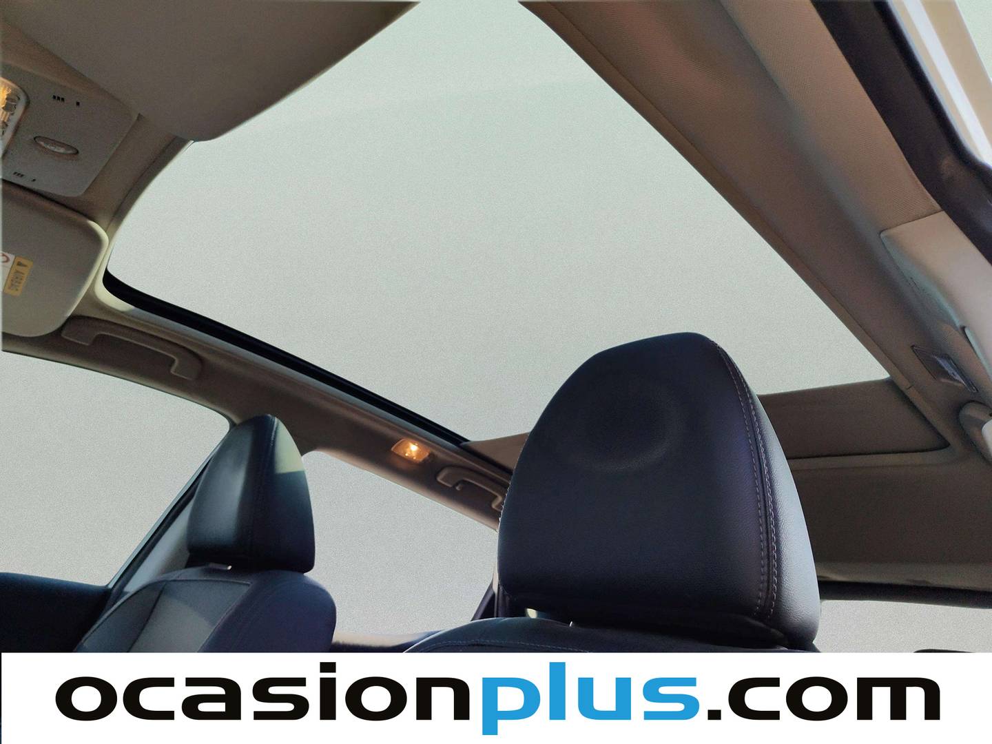 Extras y acabados del Nissan QASHQAI Nissan Qashqai dCi 130 Tekna 4x2 17``  (130 CV)