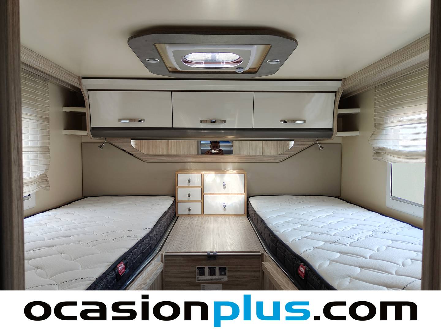 Extras y acabados del Elnagh T-LOFT 530 Elnagh T-LOFT 530 530 (140 CV) 5 Plazas