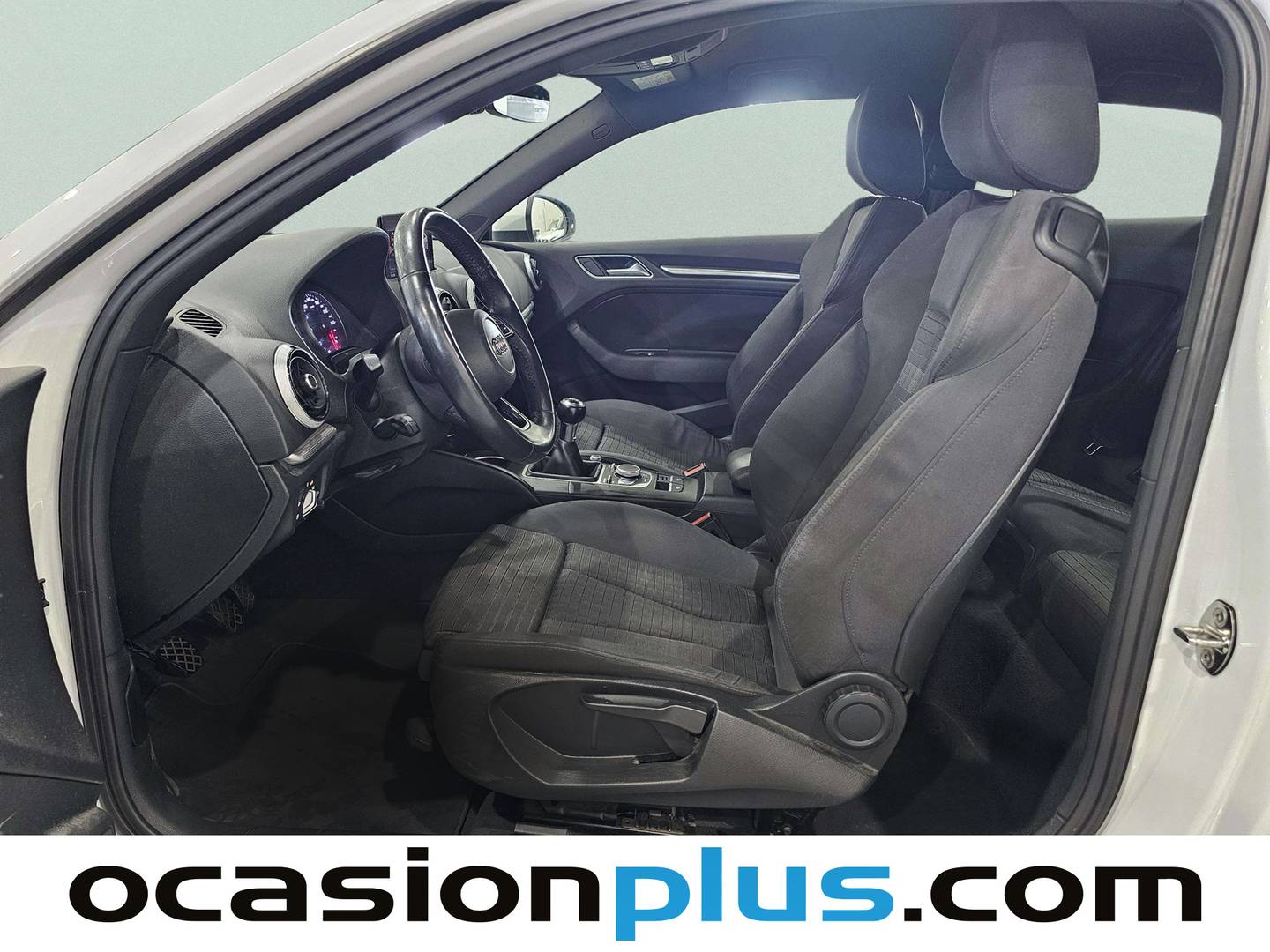 Foto asientos delanteros Audi A3 Audi A3 1.6 TDI sport edition (110 CV)