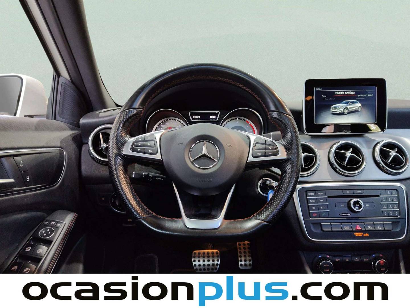 Foto Mercedes GLA Mercedes-Benz GLA GLA 200 d AMG Line  (136 CV)