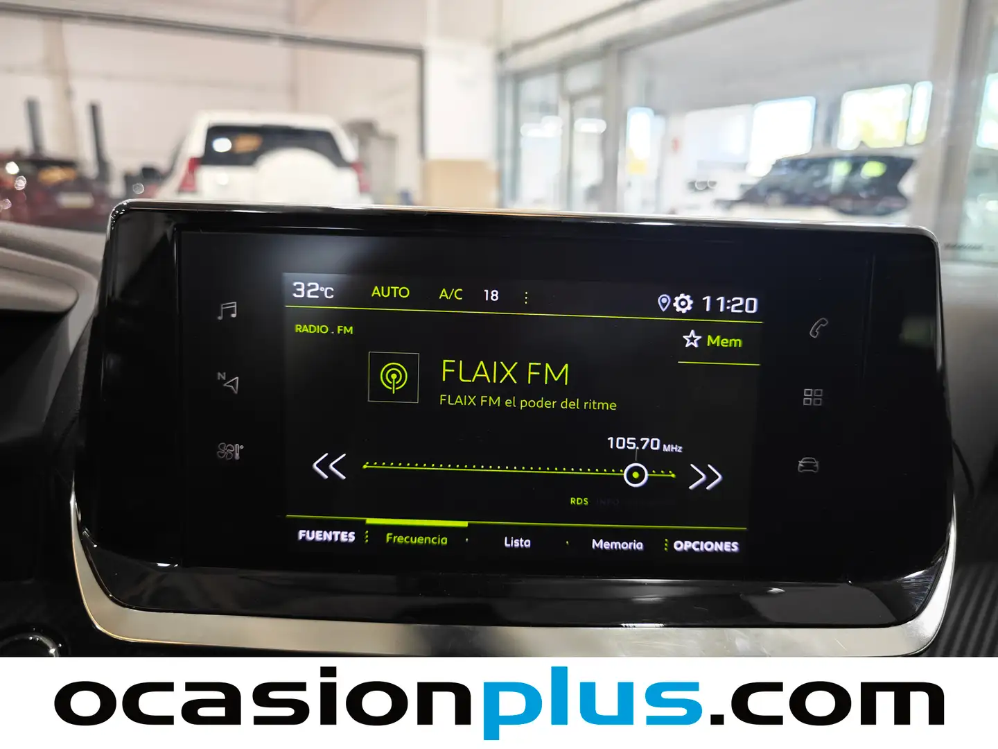 Foto Peugeot 2008 Peugeot 2008 PureTech 130 S&S Allure Pack (130 CV)