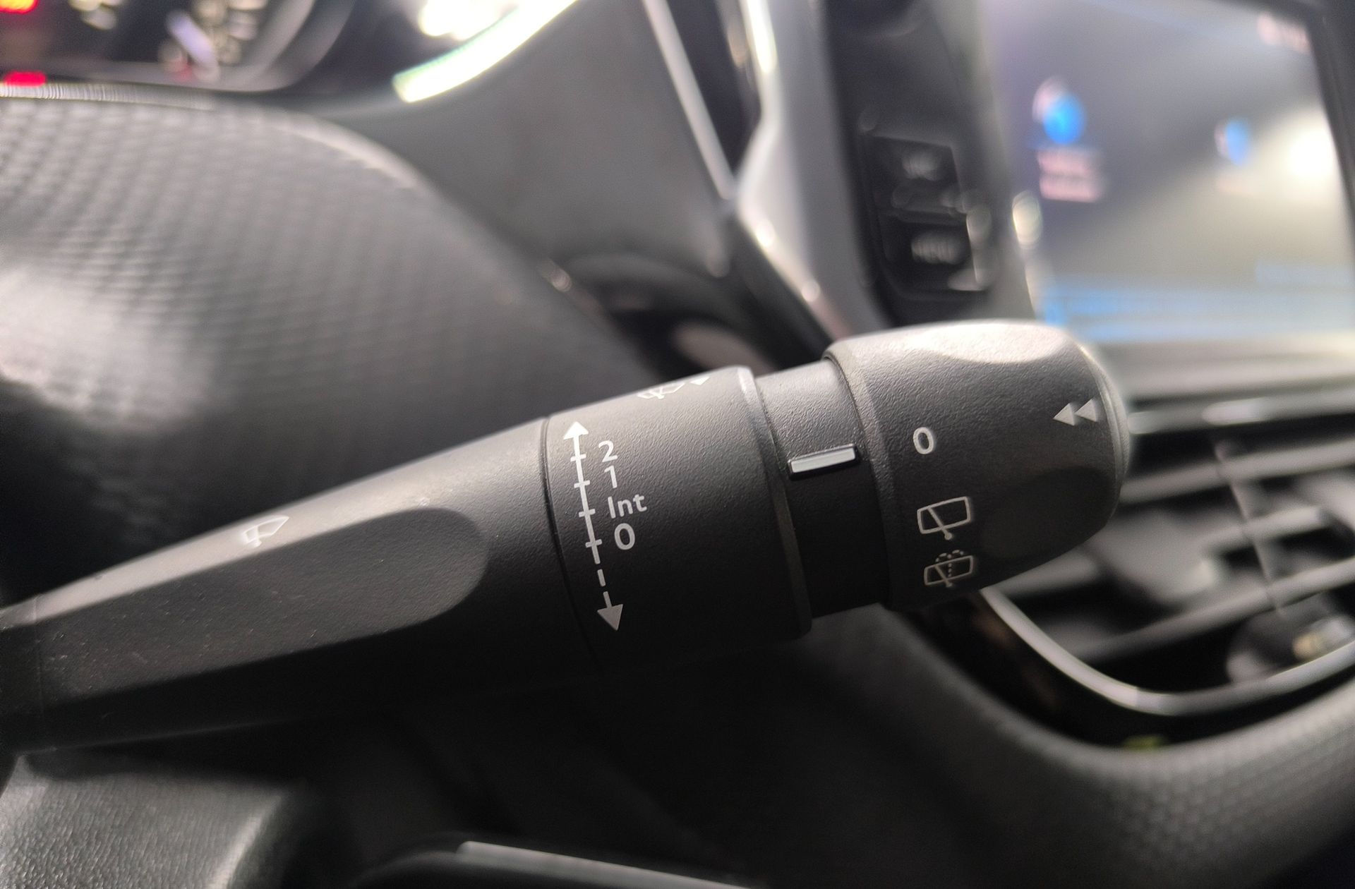 Peugeot 208 1.6 BlueHDi Style - foto 23