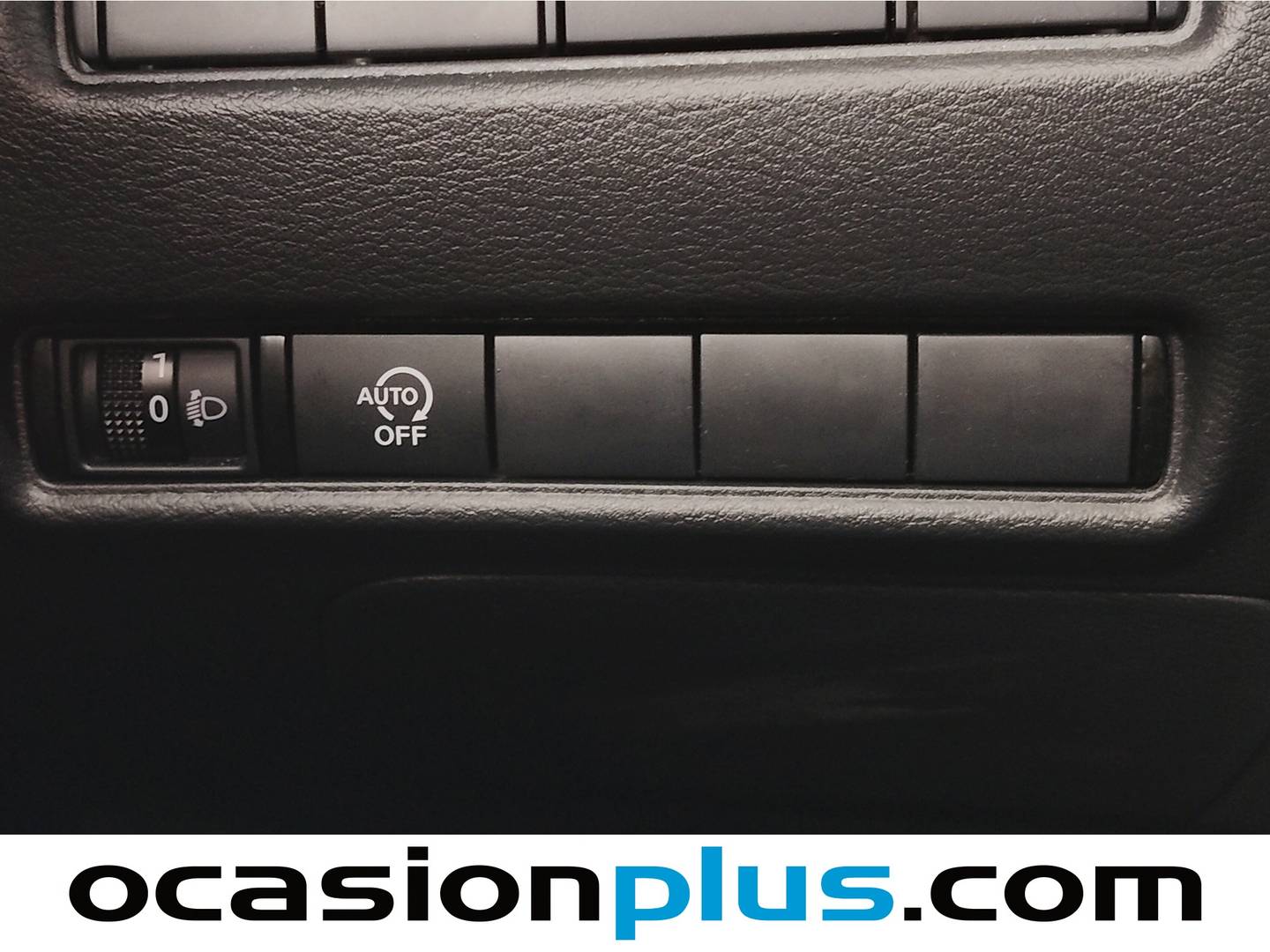 Foto Nissan JUKE Nissan Juke DIG-T N-Connecta 4x2 DCT (114 CV)