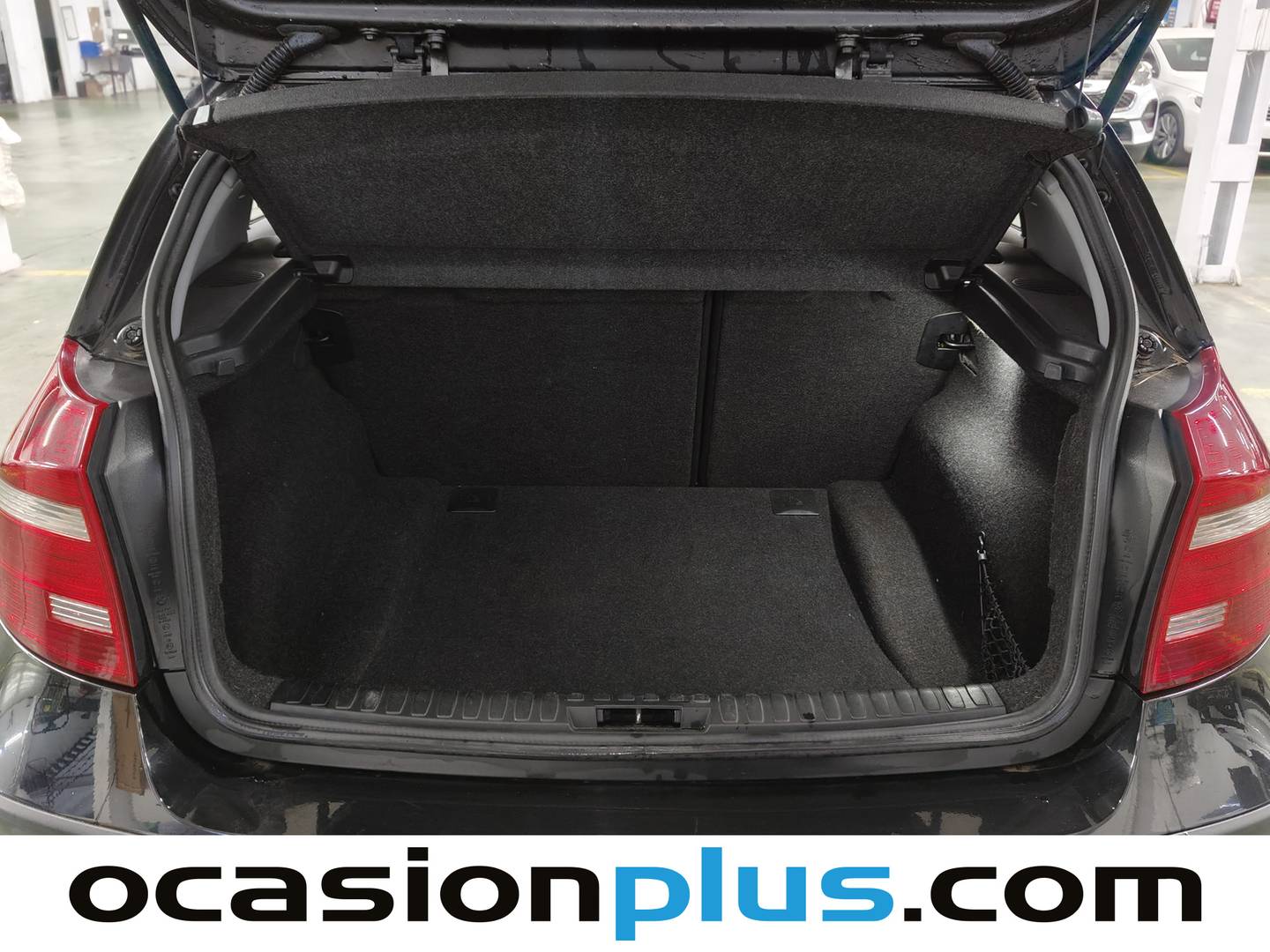 Fotos maletero BMW Serie 1 BMW Serie 1 118d (143 CV)