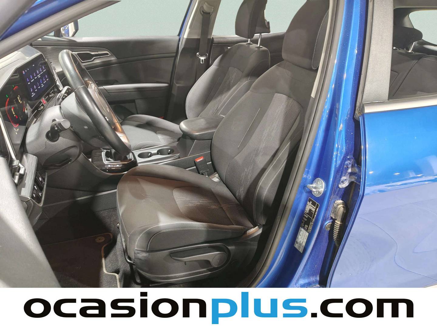 Foto asientos delanteros KIA Sportage KIA Sportage 1.6 T-GDi MHEV Drive 4x2 (150 CV)