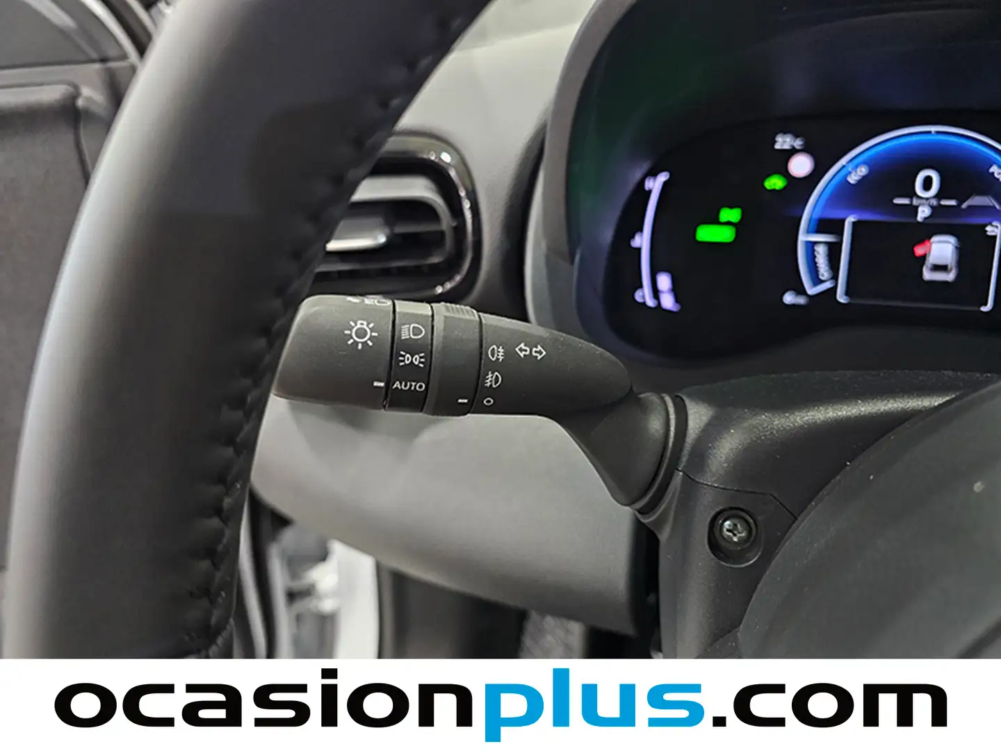 Foto Toyota Yaris Cross Toyota Yaris Cross 120H Business Plus  (116 CV)