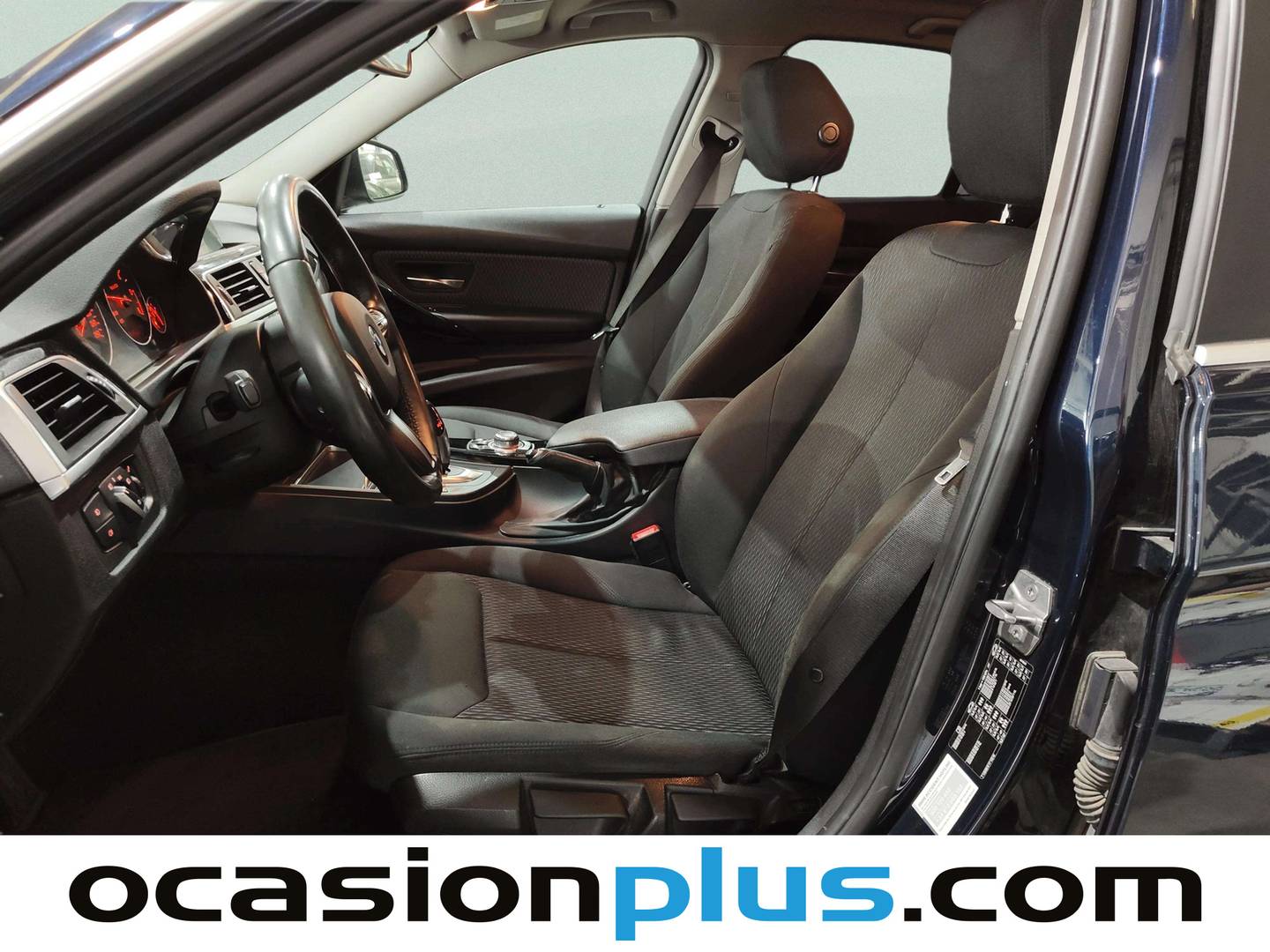 Foto asientos delanteros BMW Serie 3 BMW Serie 3 318d (150 CV)