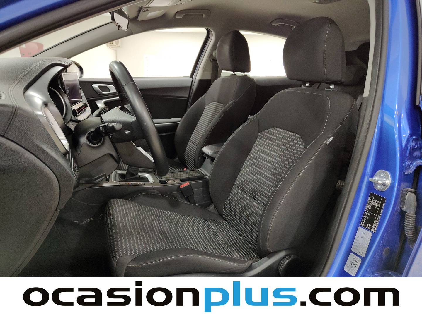 Foto asientos delanteros KIA XCeed KIA XCeed 1.0 T-GDi Drive  (100 CV)