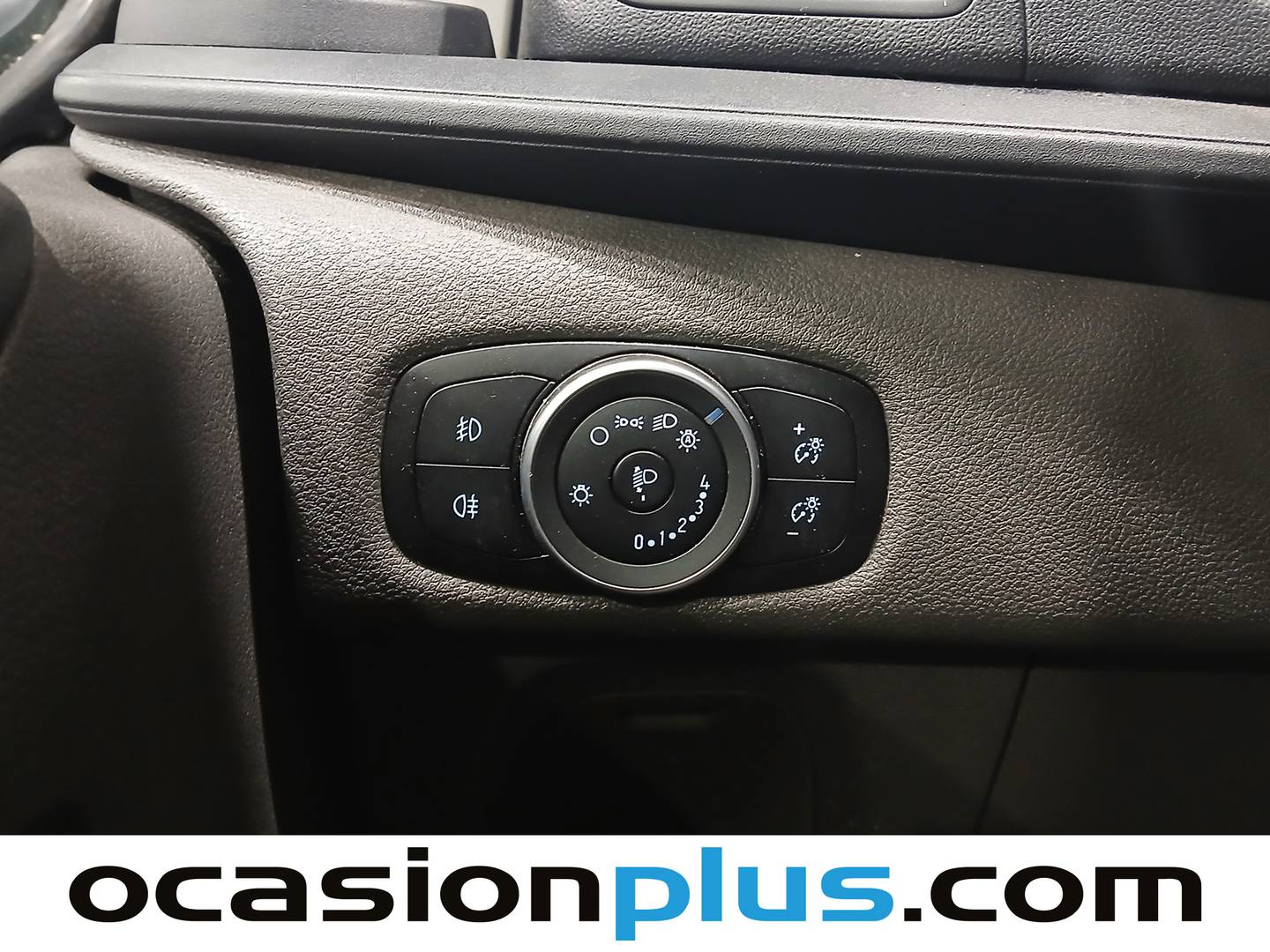 Ford Transit Custom Ford Transit Custom Kombi 2.0 TDCI MHEV 320 L1 Trend (130 CV) 9 Plazas de ocasión