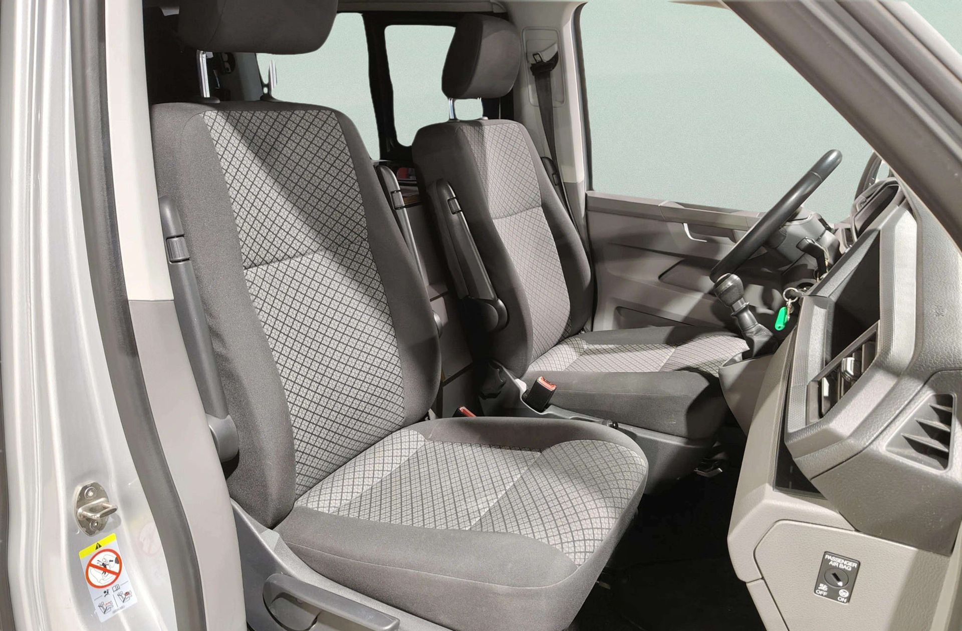 Volkswagen Caravelle Origin Batalla Corta 2.0 TDI BMT Camperizada - foto 24