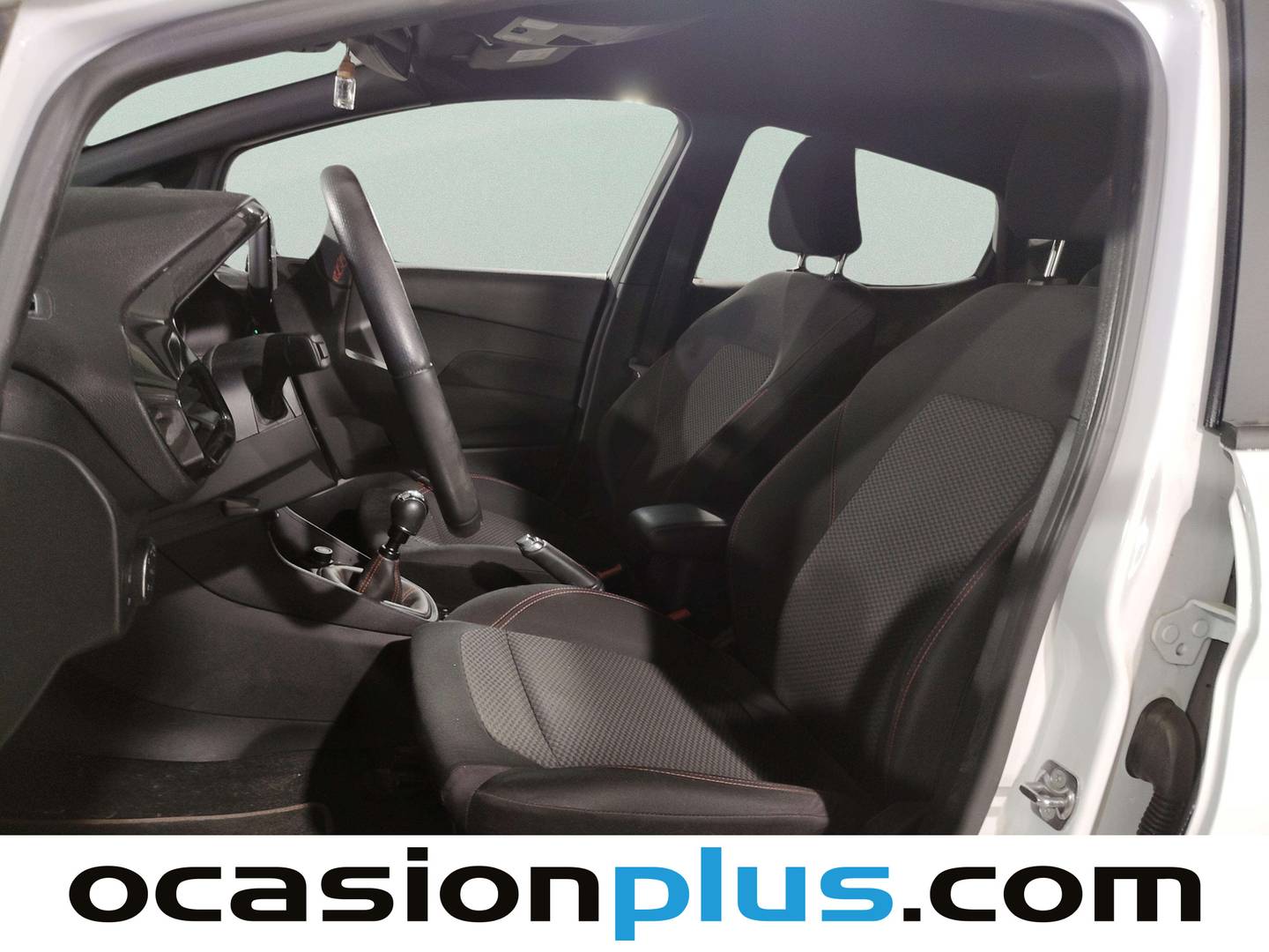 Foto asientos delanteros Ford Fiesta Ford Fiesta 1.0 EcoBoost MHEV ST-Line (125 CV)