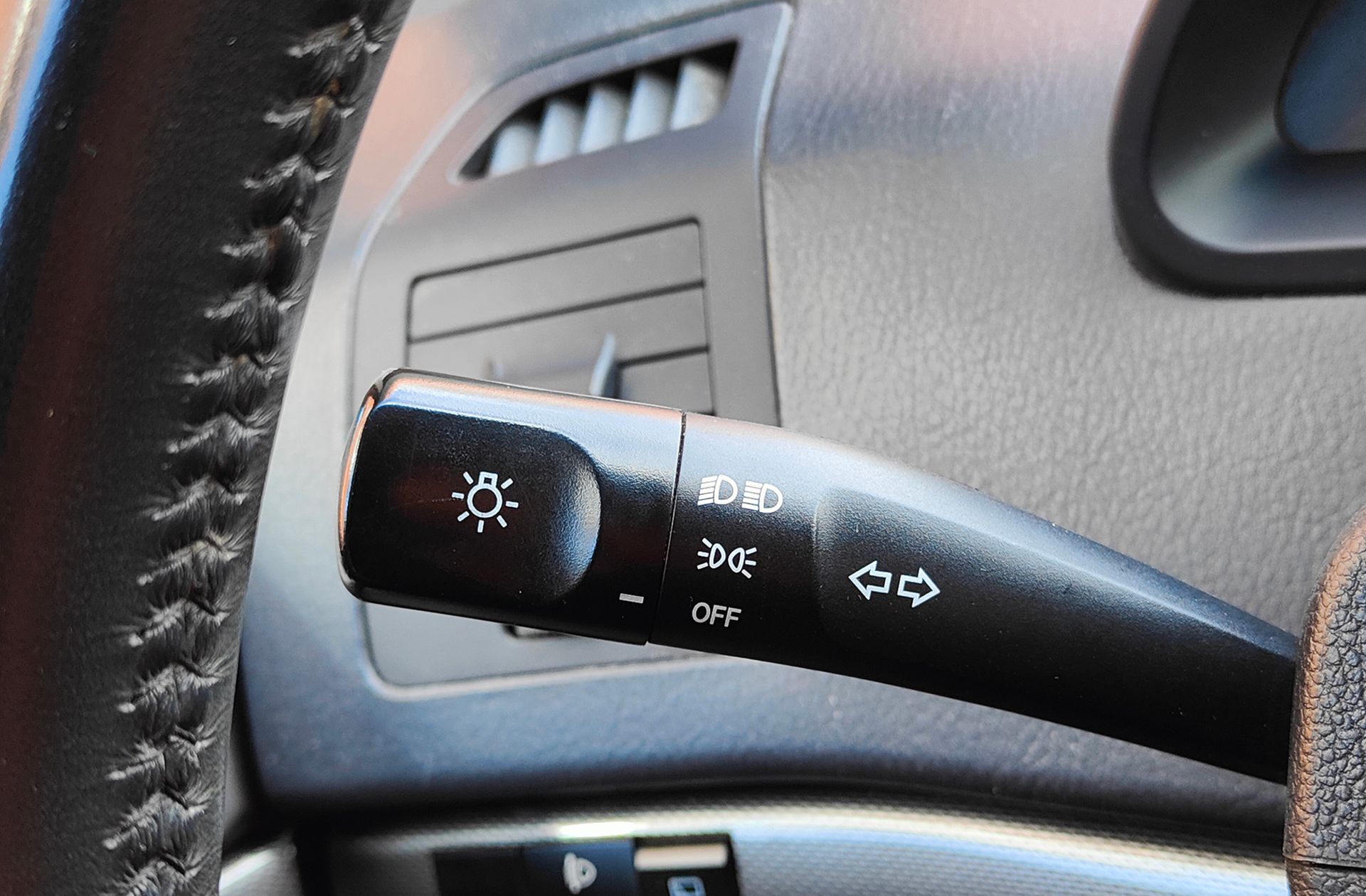 SsangYong Rodius 2.0 e-Xdi Premium 7 plazas - foto 22