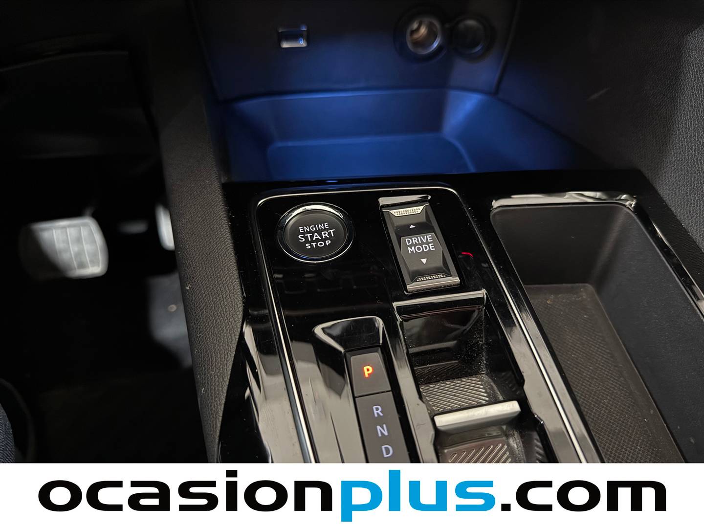 Foto Peugeot 3008 Hybrid Peugeot 3008 Hybrid 300 Allure Pack e-EAT8  (300 CV) 4x4