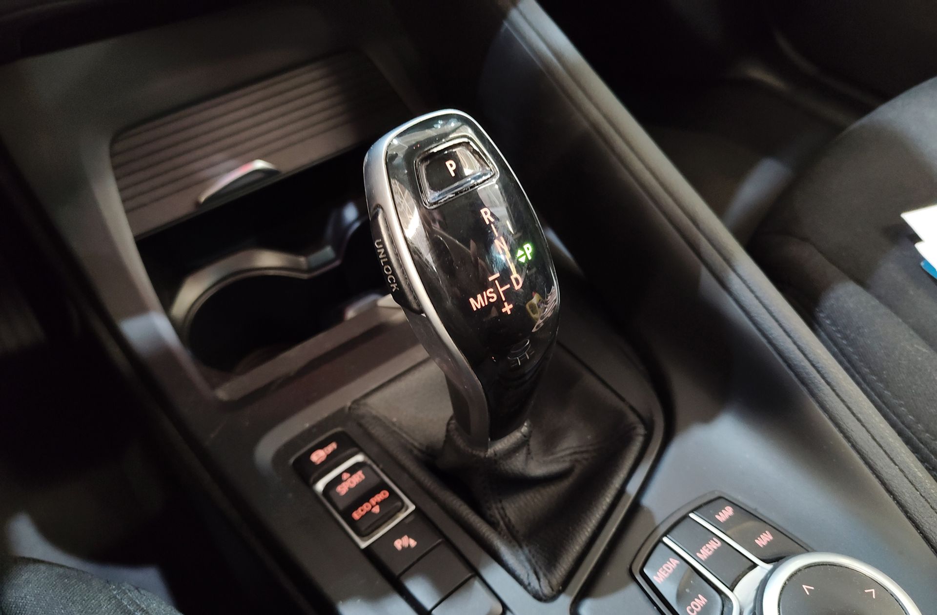 BMW X1 sDrive18i - foto 5
