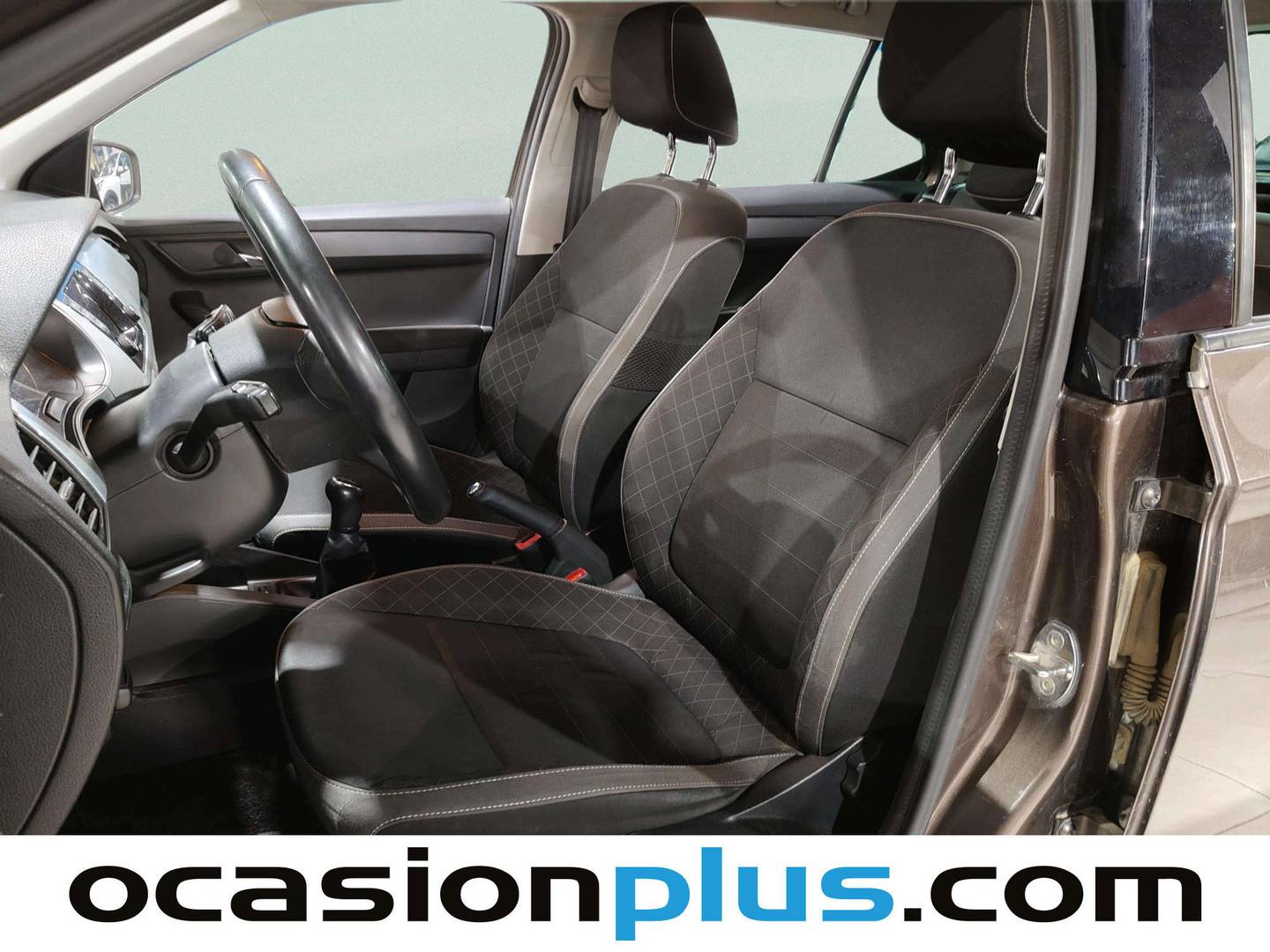 Foto asientos delanteros Skoda Fabia Skoda Fabia 1.0 MPI Like 55 kW (75 CV)