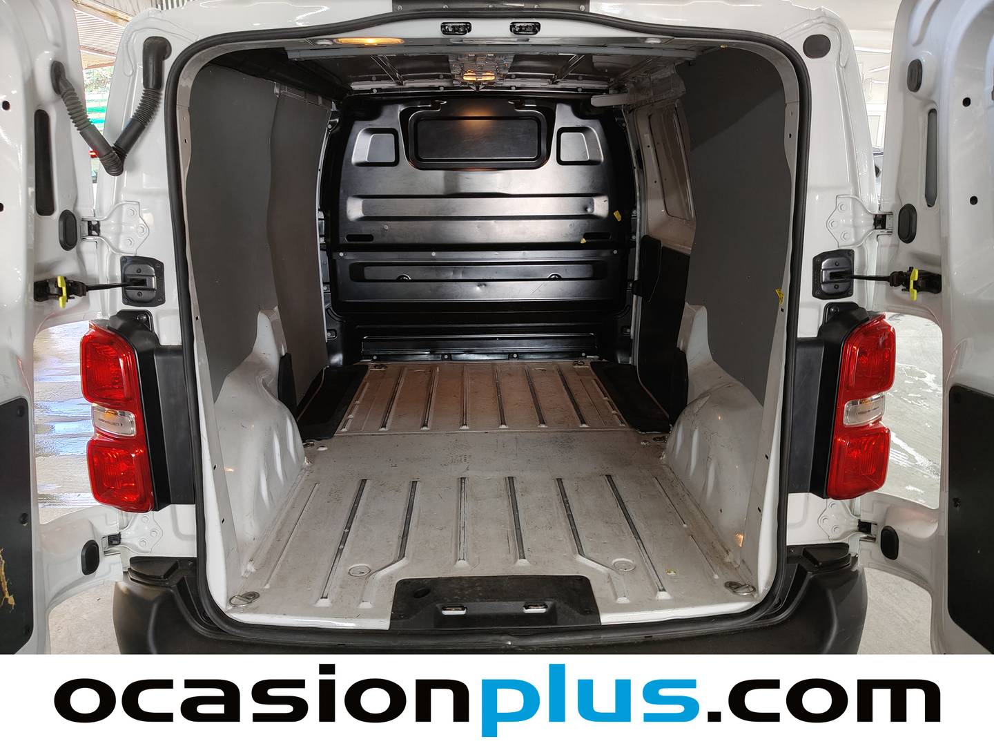 Foto asientos traseros Fiat Scudo Fiat Scudo Furgon 1.5 Bluehdi L2 (102 CV)