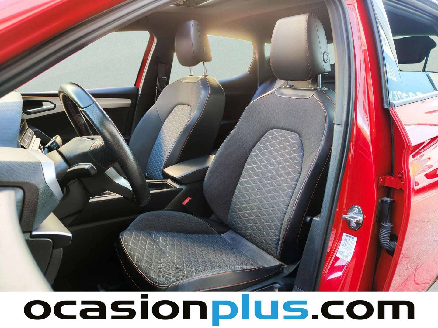 Foto asientos delanteros Seat León Seat León 1.5 TSI S&S FR Go L (150 CV)