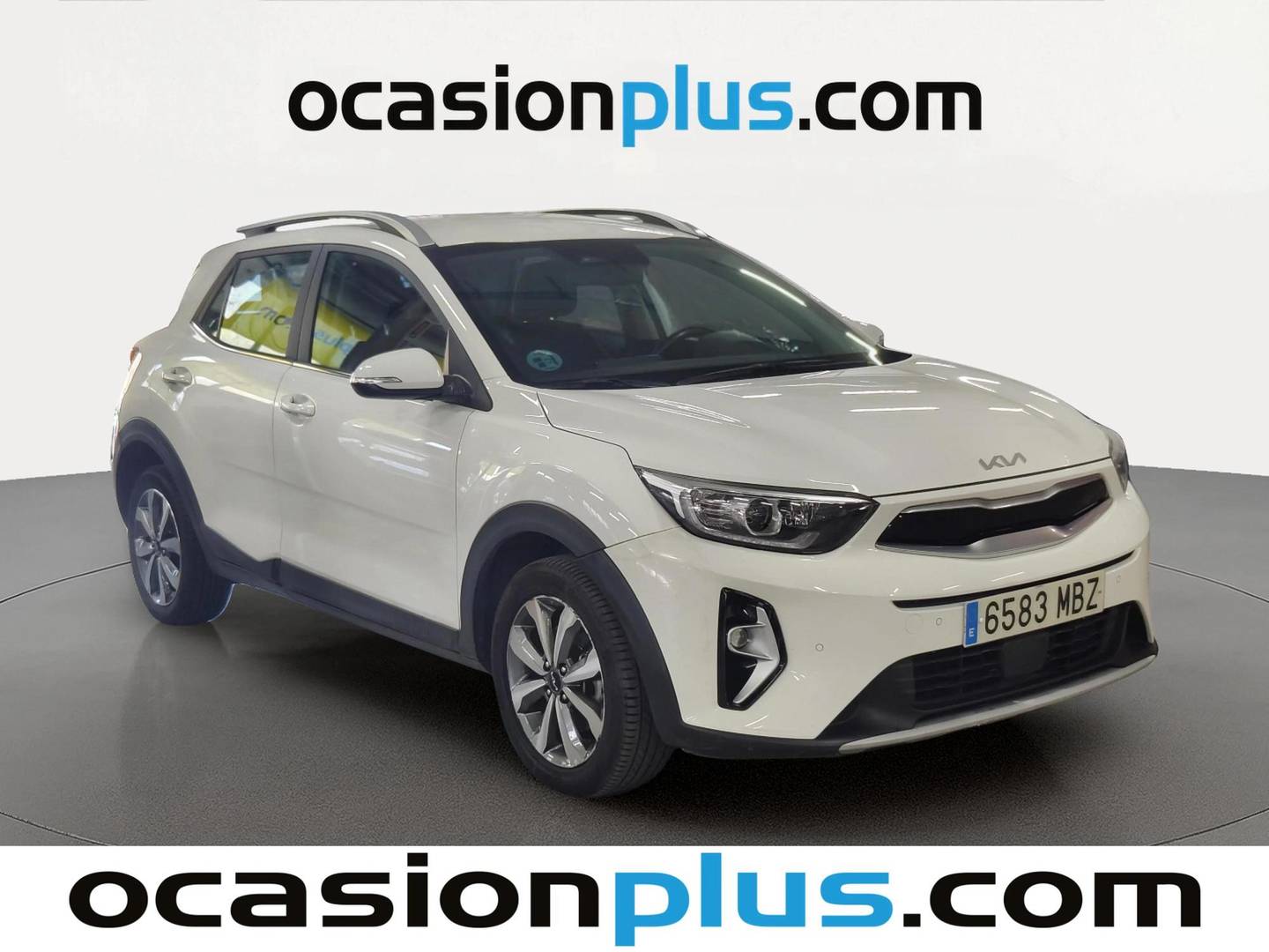 Foto delantera KIA Stonic KIA Stonic 1.2 DPi Drive (84 CV) derecha