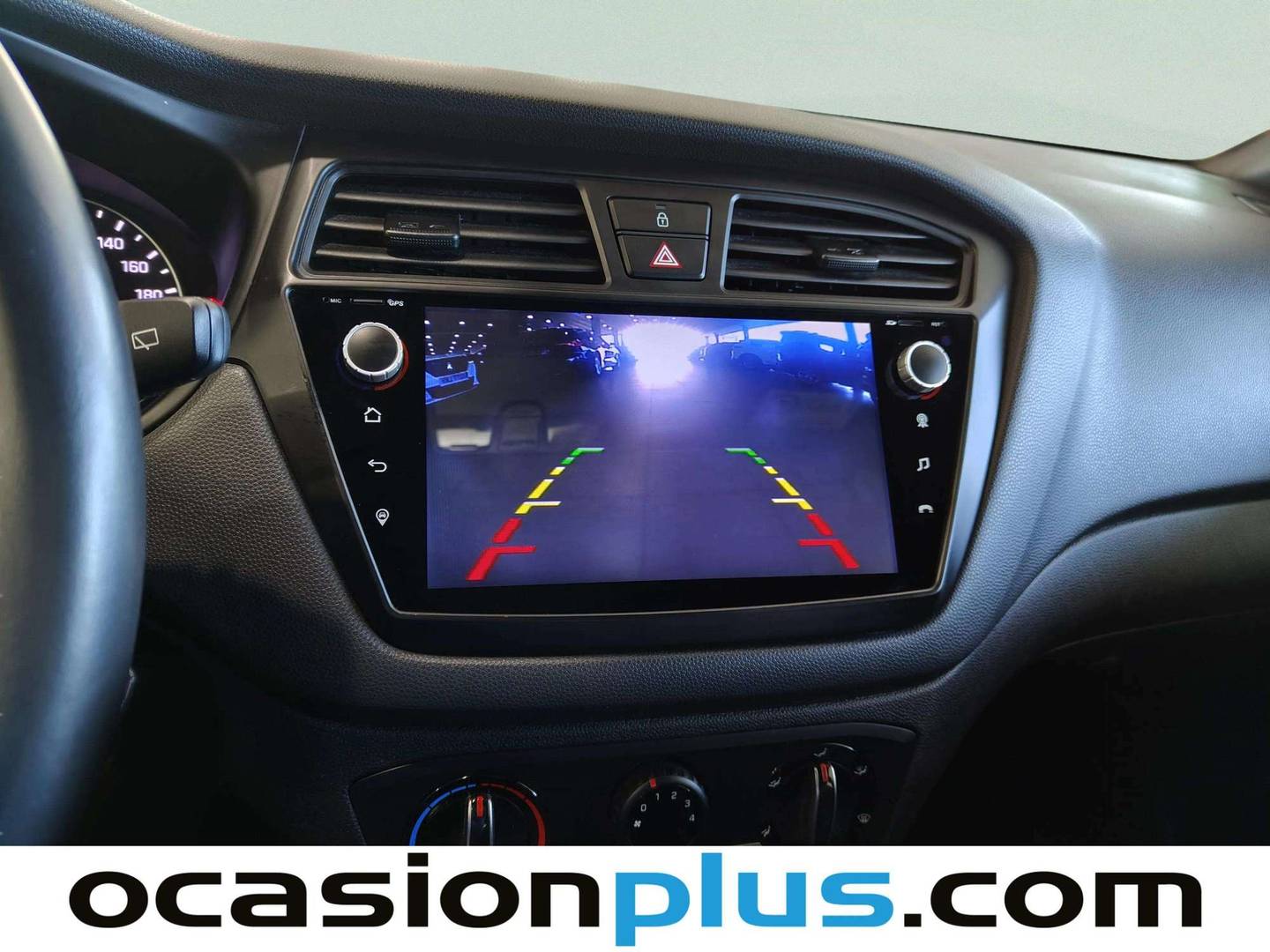 Hyundai i20 Hyundai i20 1.2 MPI Essence (84 CV) 84cv