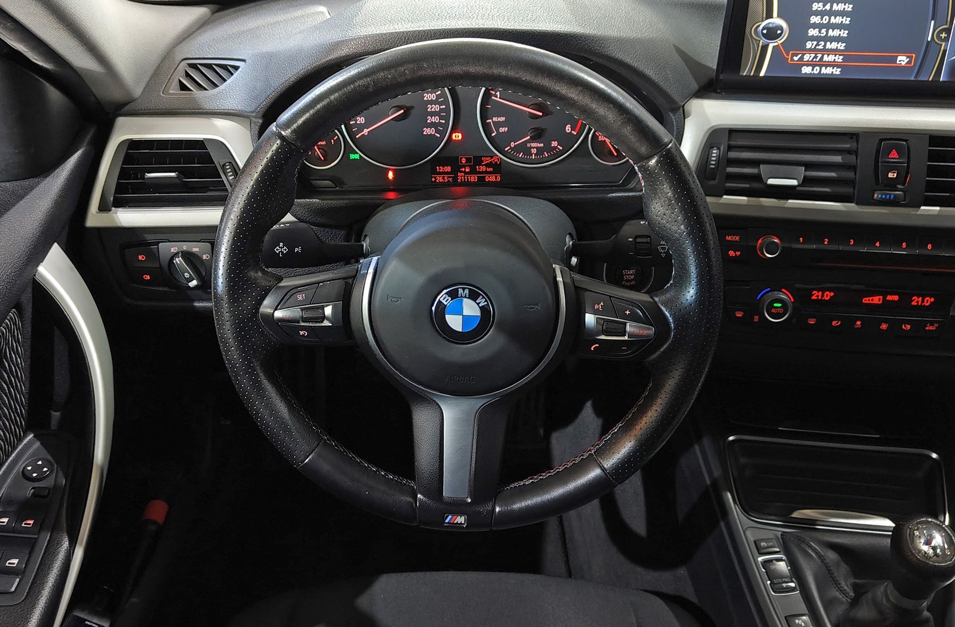 BMW Serie 3 318d - foto 25