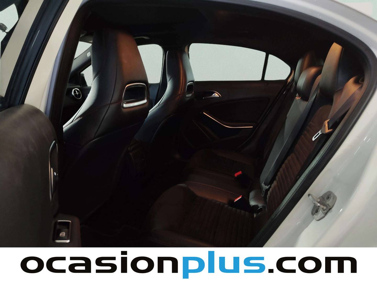 Foto asientos traseros Mercedes Clase A Mercedes Clase A 220 CDI AMG Line (170 CV)