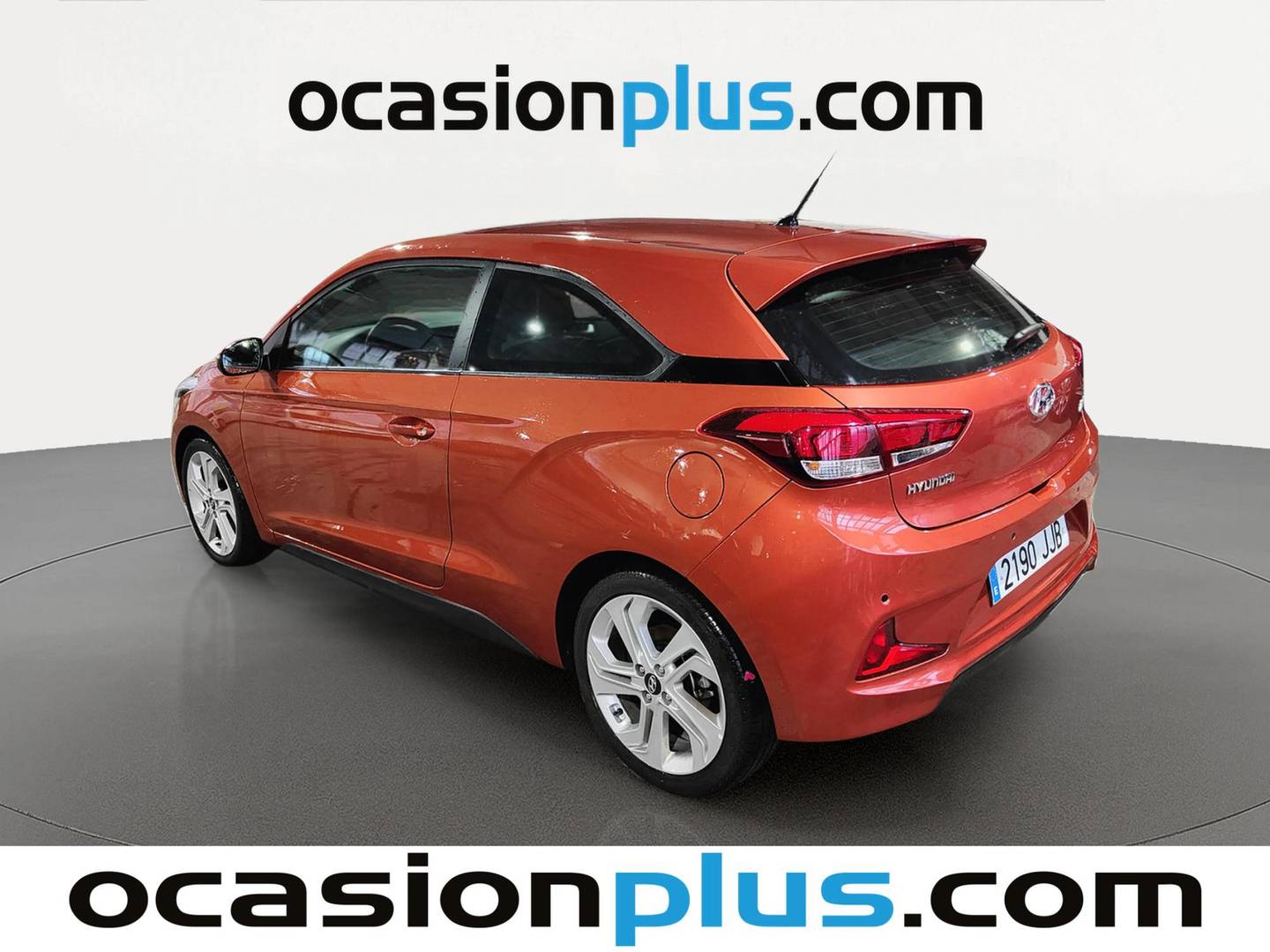 Foto trasera Hyundai i20 Hyundai i20 1.4 CRDI Tecno Orange (90 CV) izquierda