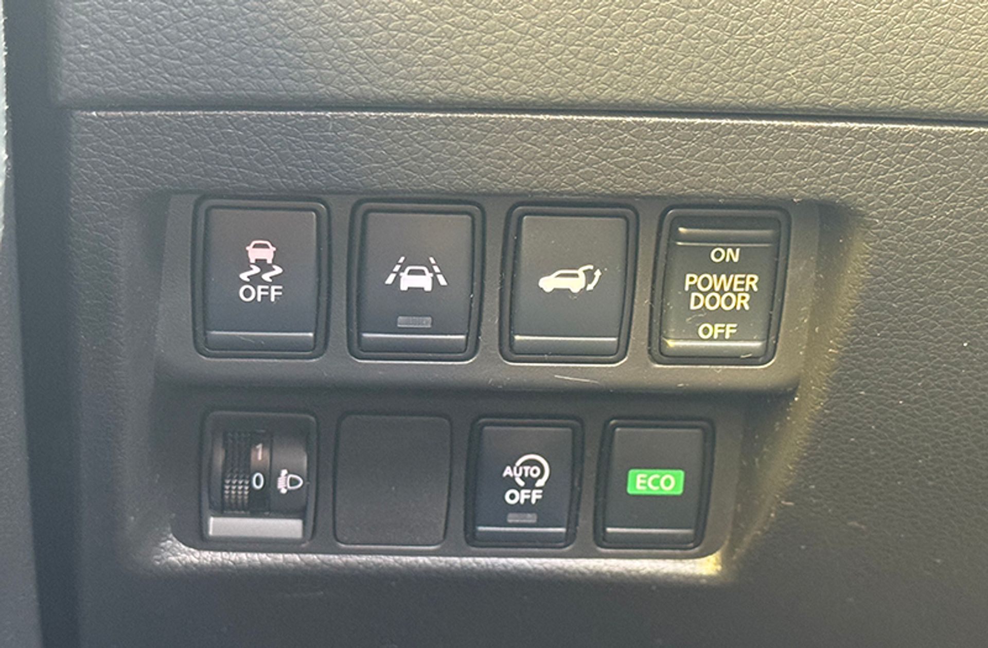 Nissan X-Trail dCi 150 N-Connecta CVT - foto 26