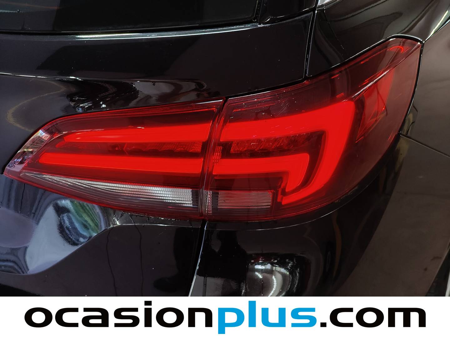 Paquetes del Opel Astra Opel Astra 1.2 Turbo SHR Elegance (145 CV)