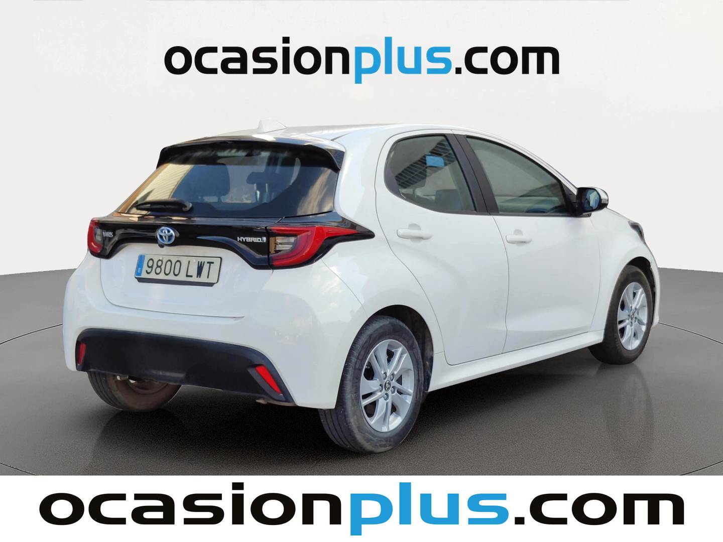 Foto trasera Toyota Yaris Toyota Yaris 120H Active Tech (116 CV) derecha