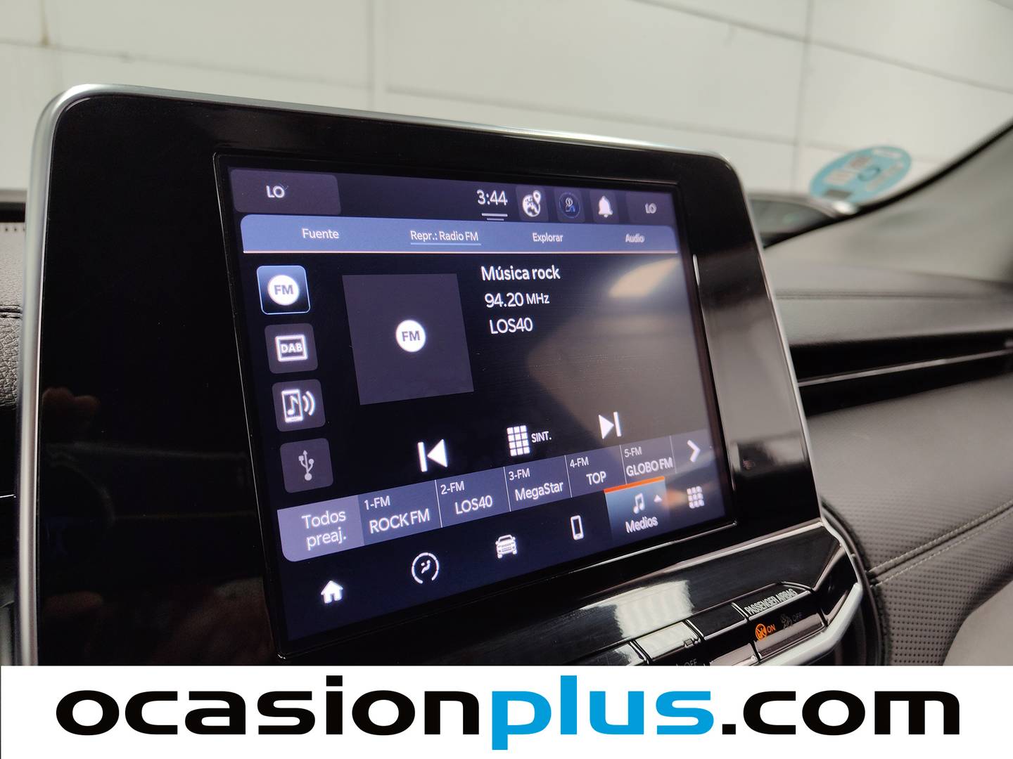 Foto Jeep Compass Jeep Compass 1.3 Gse Night Eagle FWD MT (130 CV)