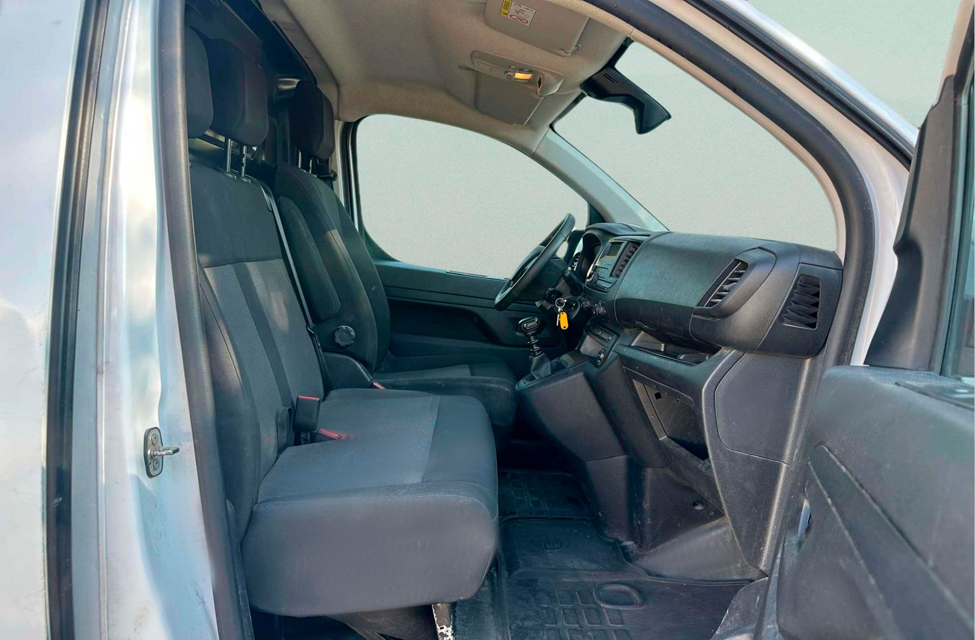 Opel Vivaro Furgon 1.5 BlueHDi M Standart - foto 12