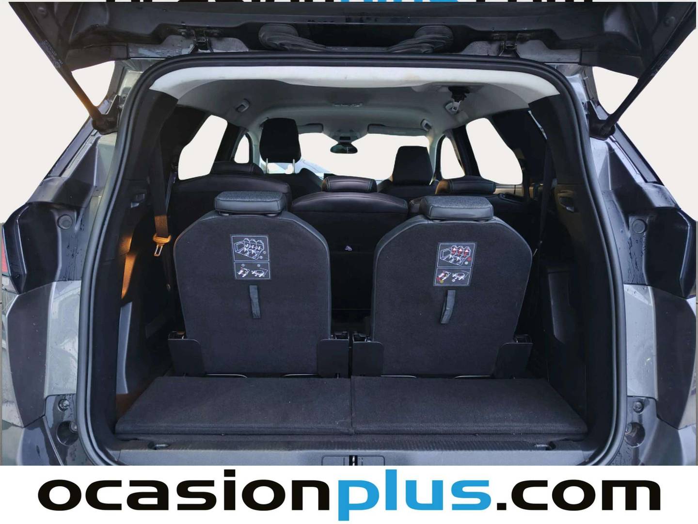 Foto Peugeot 5008 Peugeot 5008 PureTech 130 S&S Allure EAT8 (130 CV) 7 Plazas siete plazas