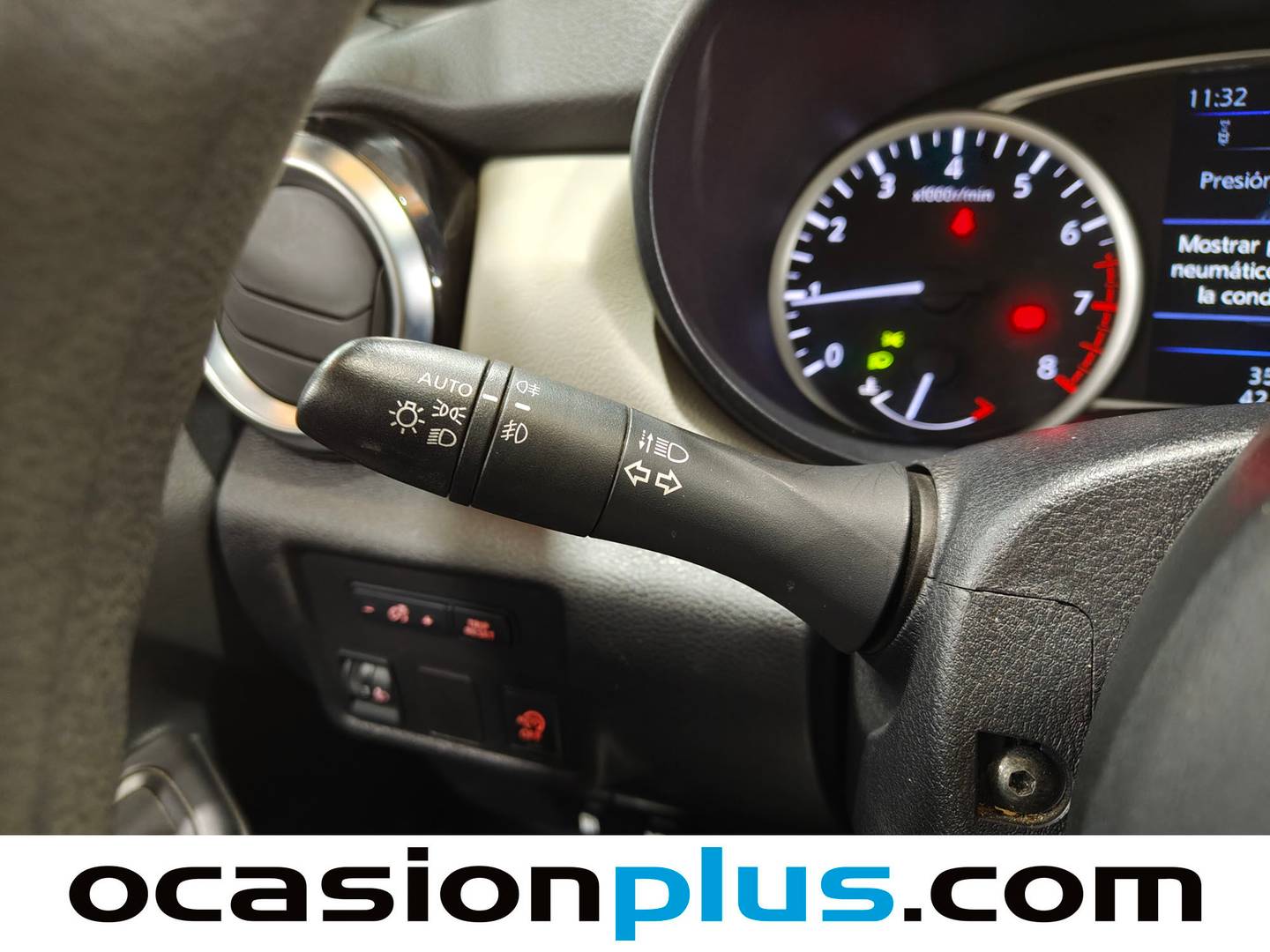 Extras y acabados del Nissan Micra Nissan Micra IG-T Visia (92 CV)